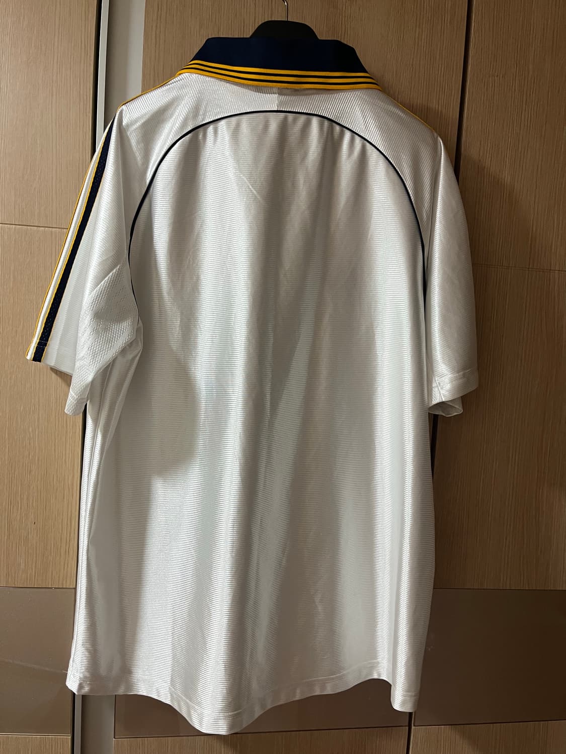 아디다스 레알 마드리드 99/00 홈 저지 화이트 한국사이즈 L 팝니다 상품이미지5