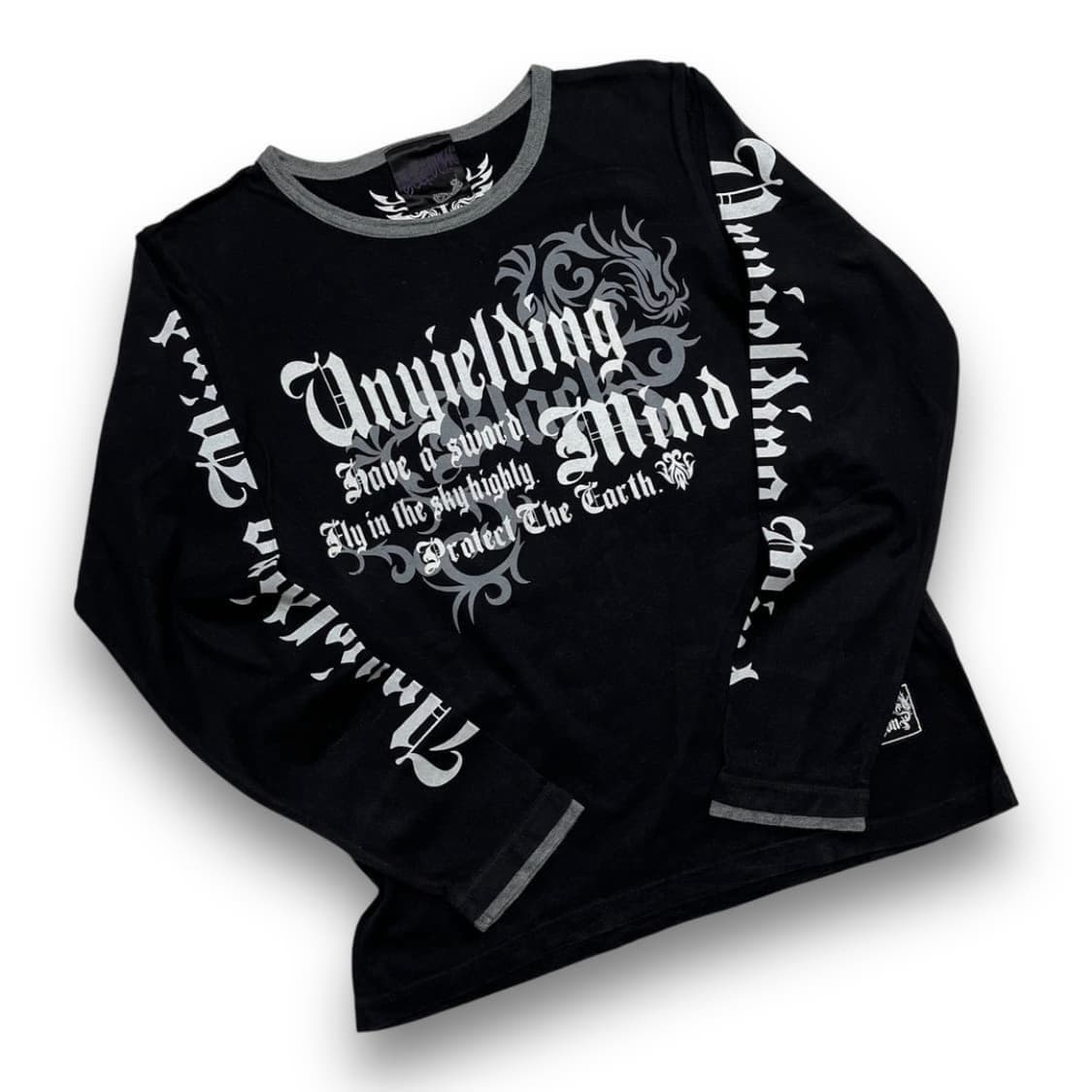 펑크 Begum 크로스 레터링 다크 롱 슬리브 상품이미지1