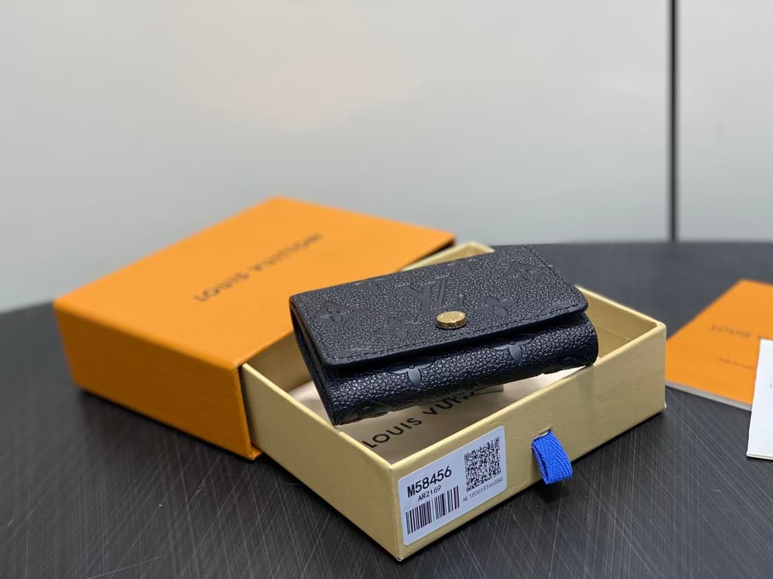 루이비통 비즈니스 카드 홀더 모노그램 엠보스 레더 블랙 상품이미지3