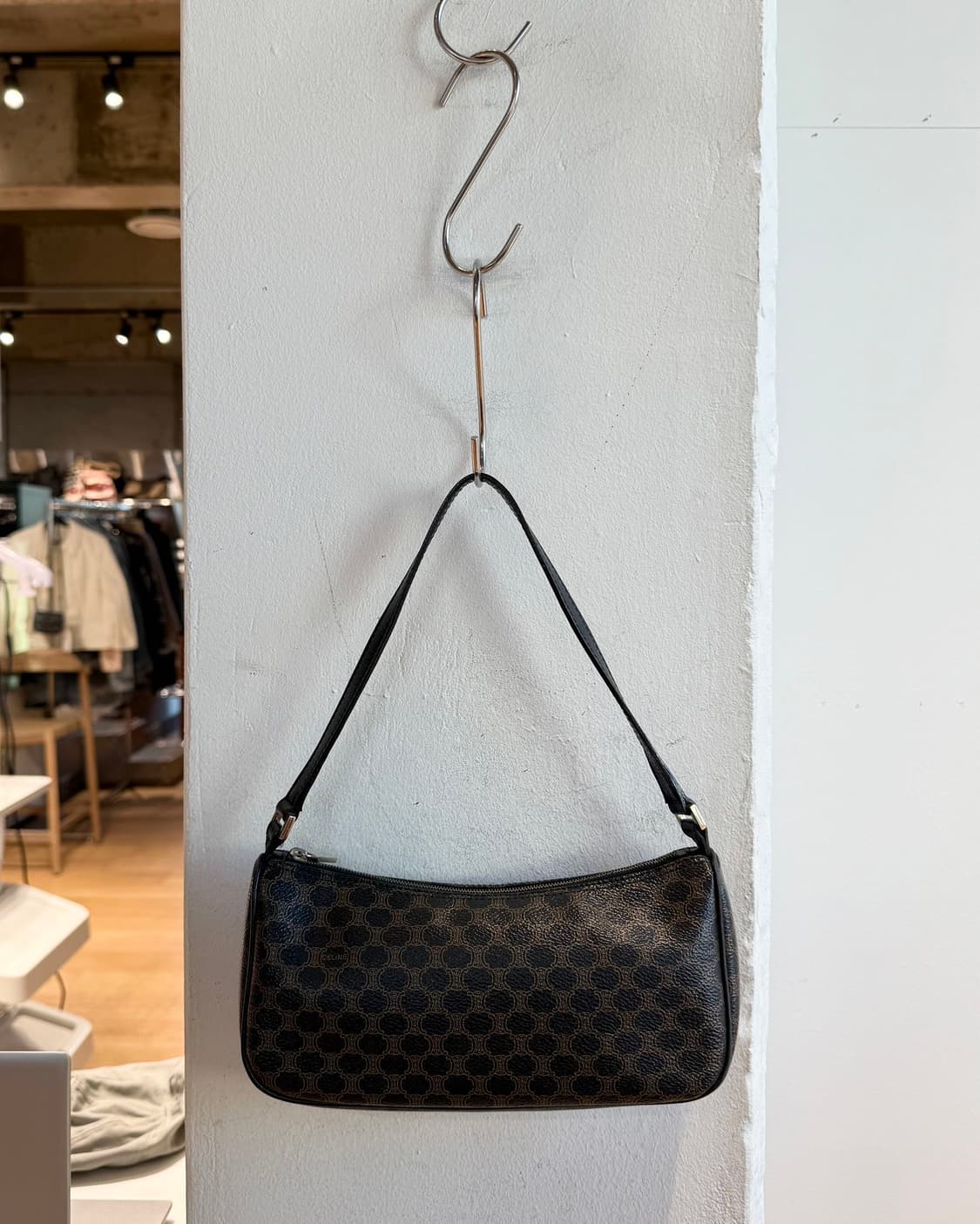 셀린느 딥브라운 마카담 미니 바게트백  상품이미지5