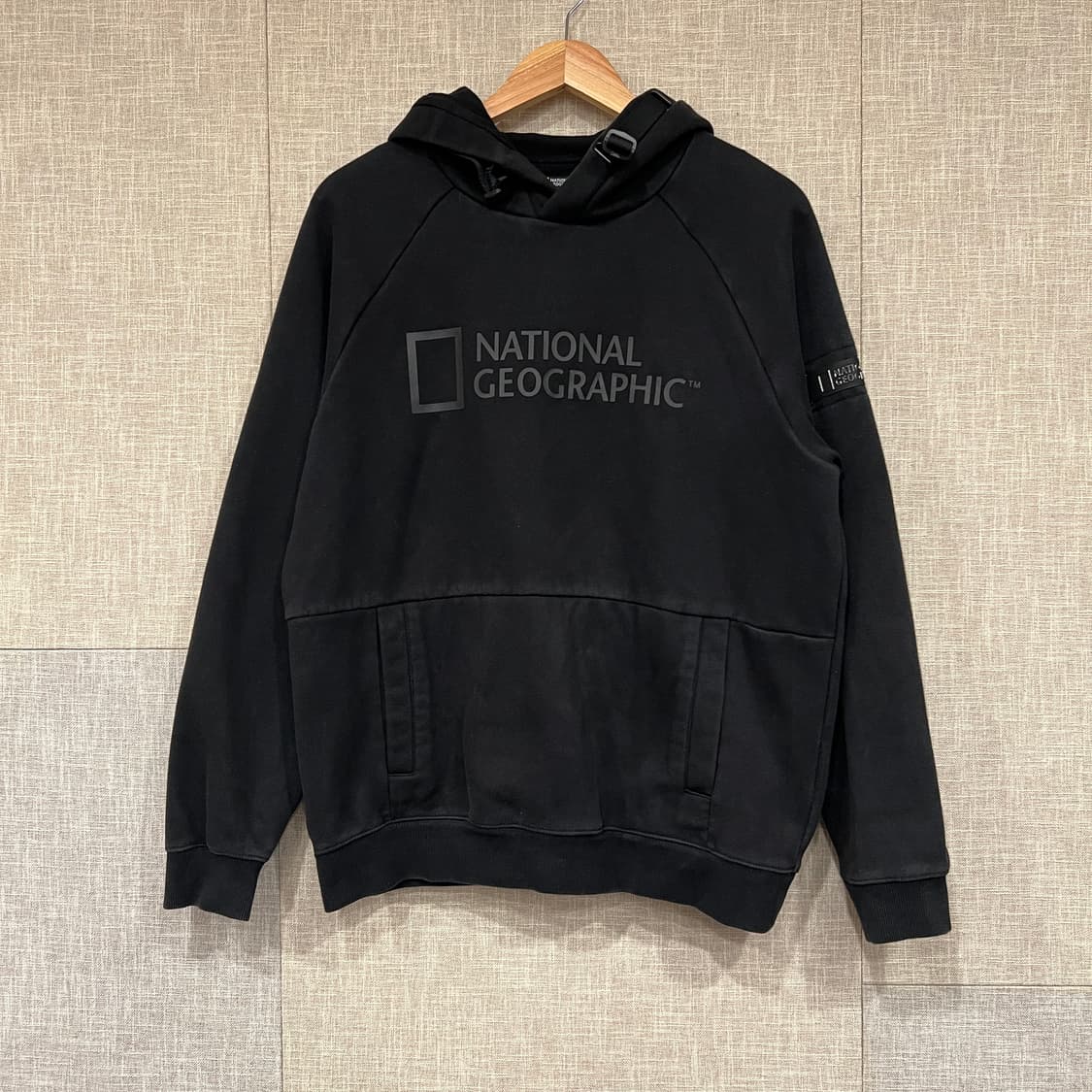 내셔널지오그래픽 빅로고 기모 후드티 L 블랙 상품이미지2