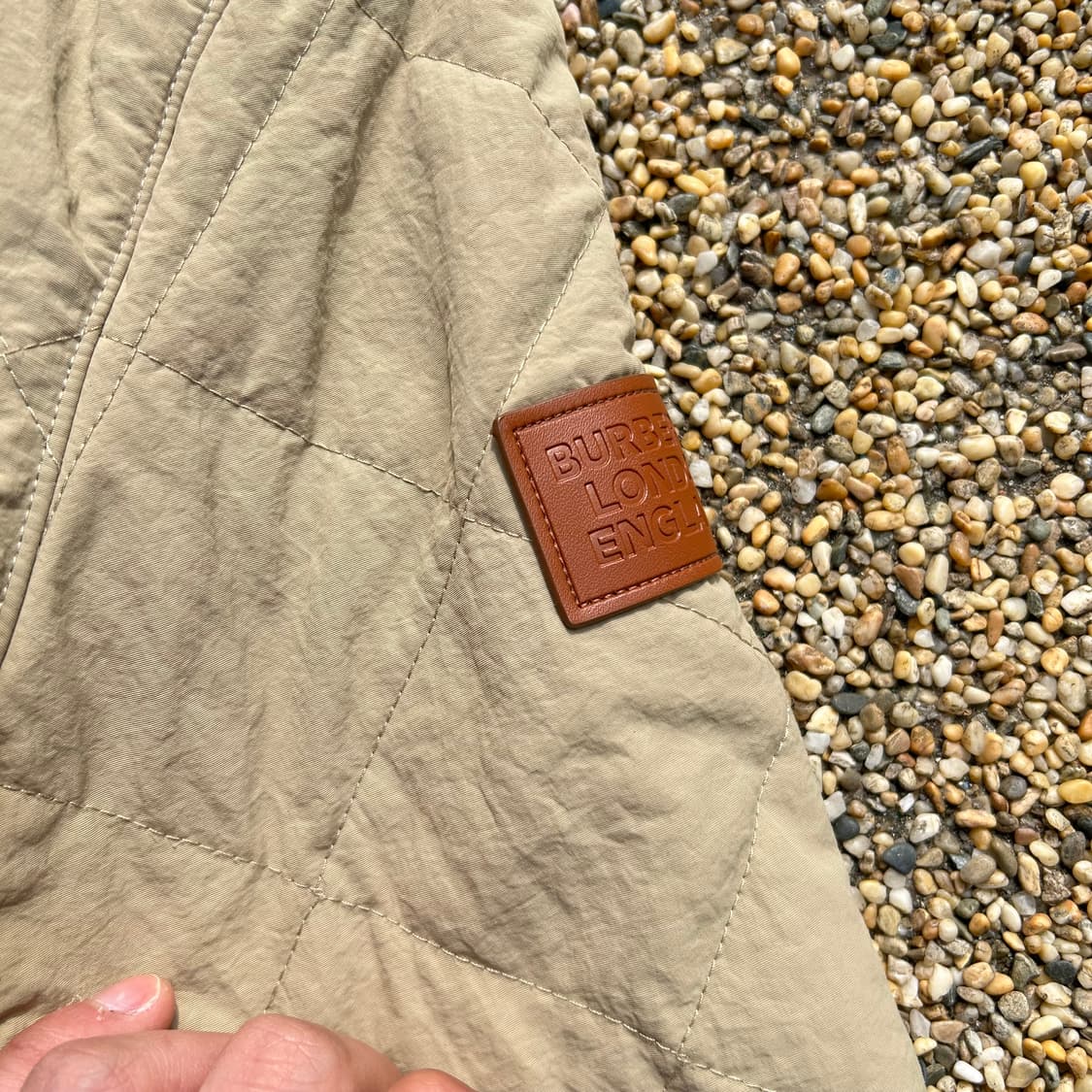 버버리(Burberry) 다이아몬드 퀄팅 베이직 자켓 상품이미지5