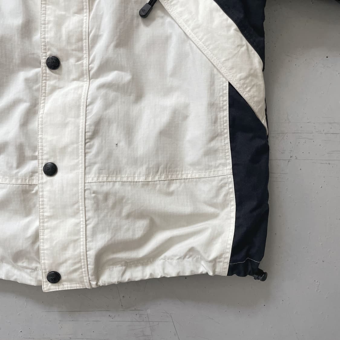 2000’s  North Face Dermizax Light Jacket 상품이미지5