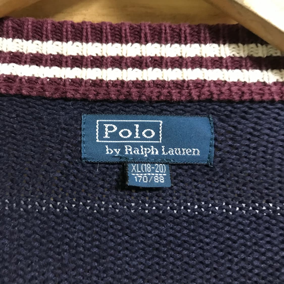 폴로 랄프로렌 빅포니 브이넥 니트 상품이미지3