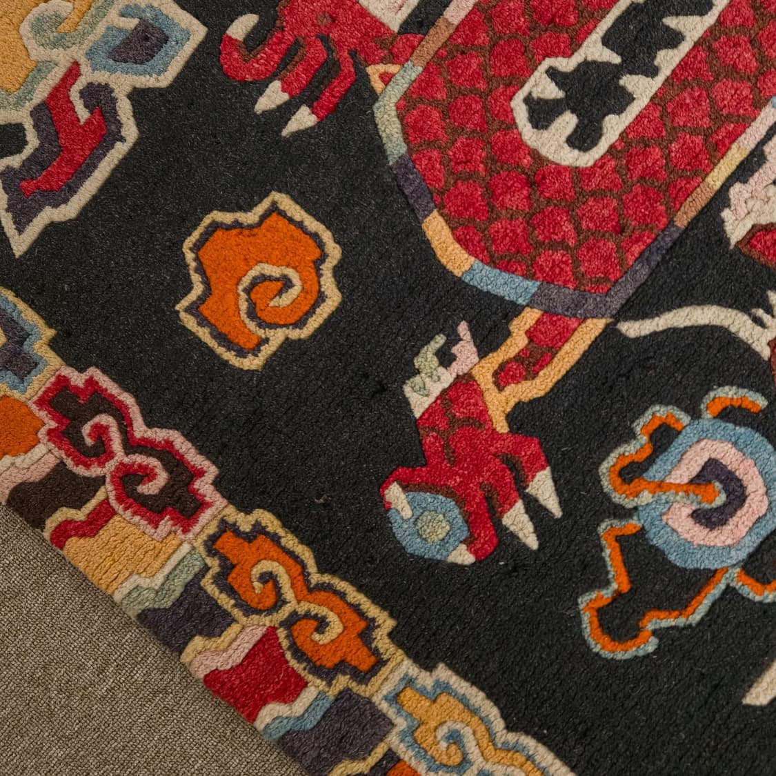 Tibetan Style Double Dragon Rug 상품이미지5