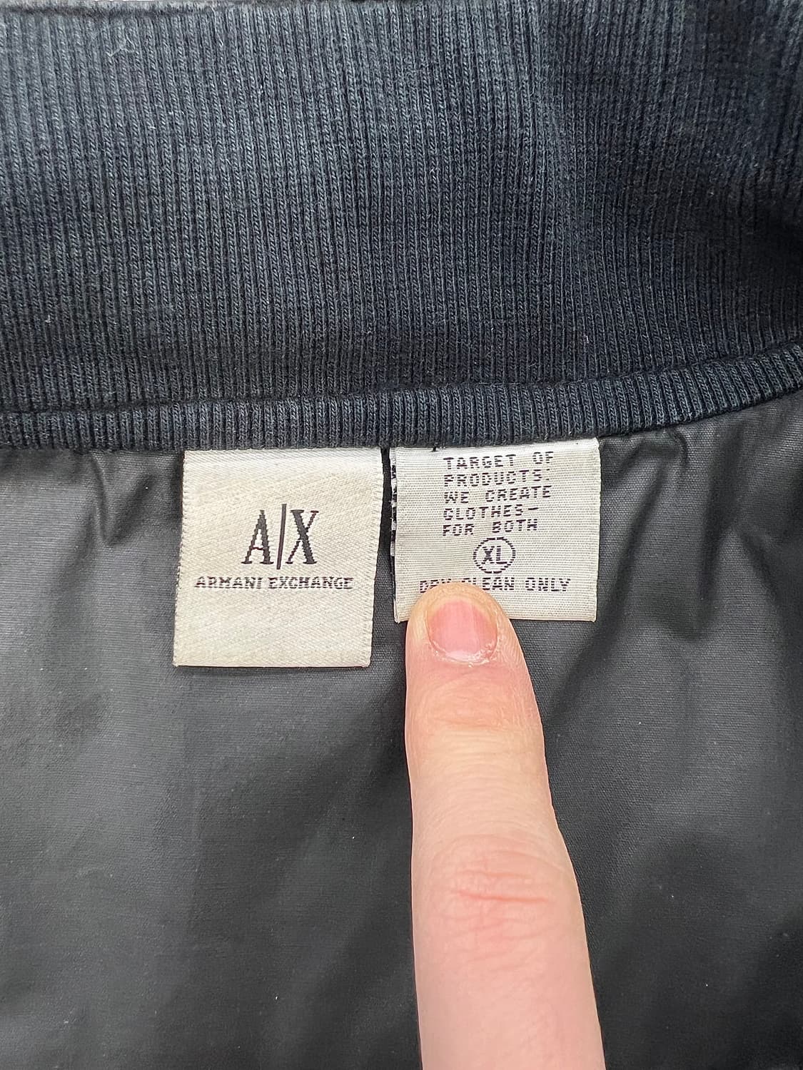 아르마니 익스체인지 블랙 폴리 쉘 스티치 트랙 자켓 상품이미지7