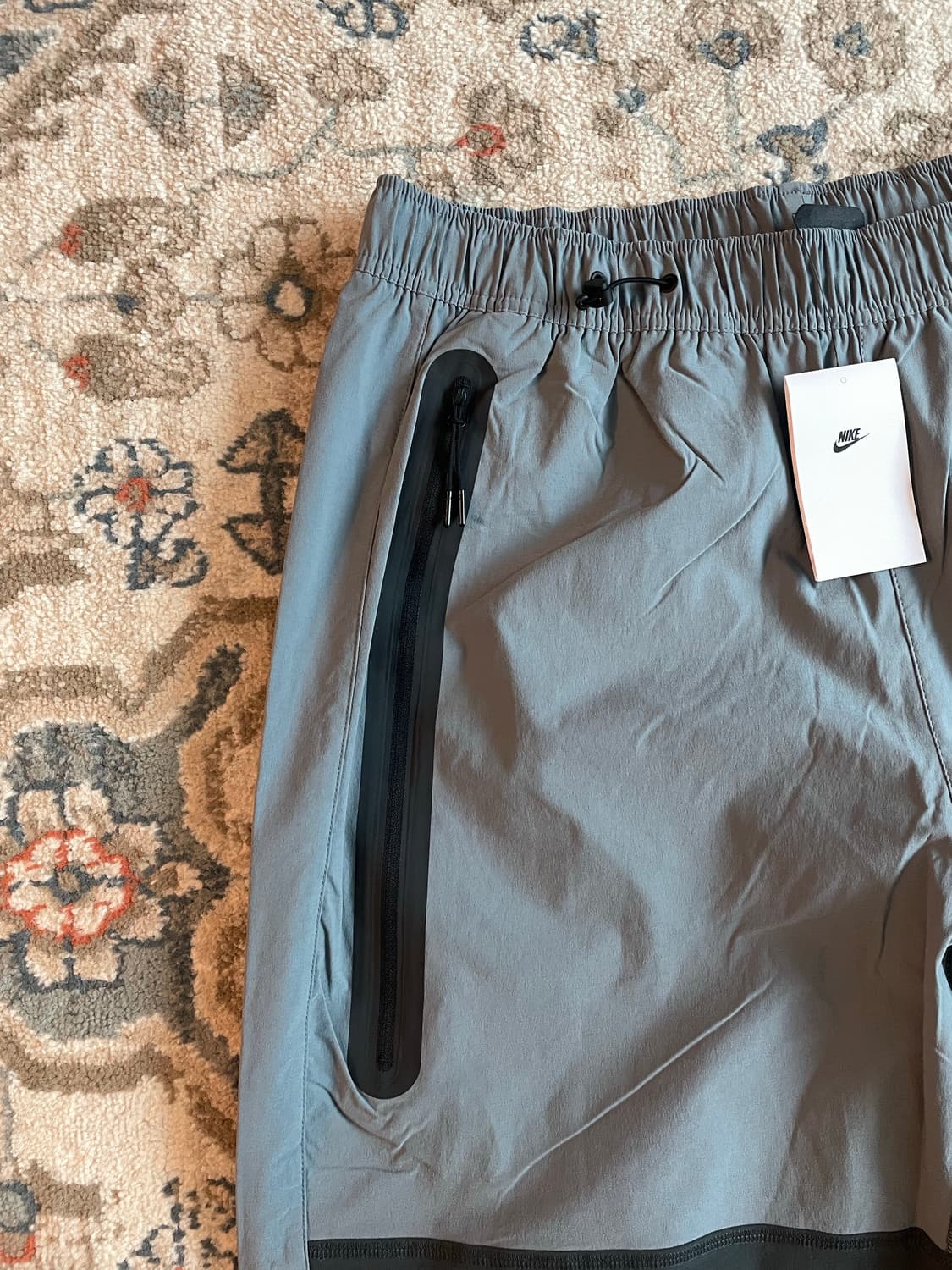 나이키 테크 맨즈 우븐 오픈 헴 팬츠 (새제품.XL) 상품이미지3