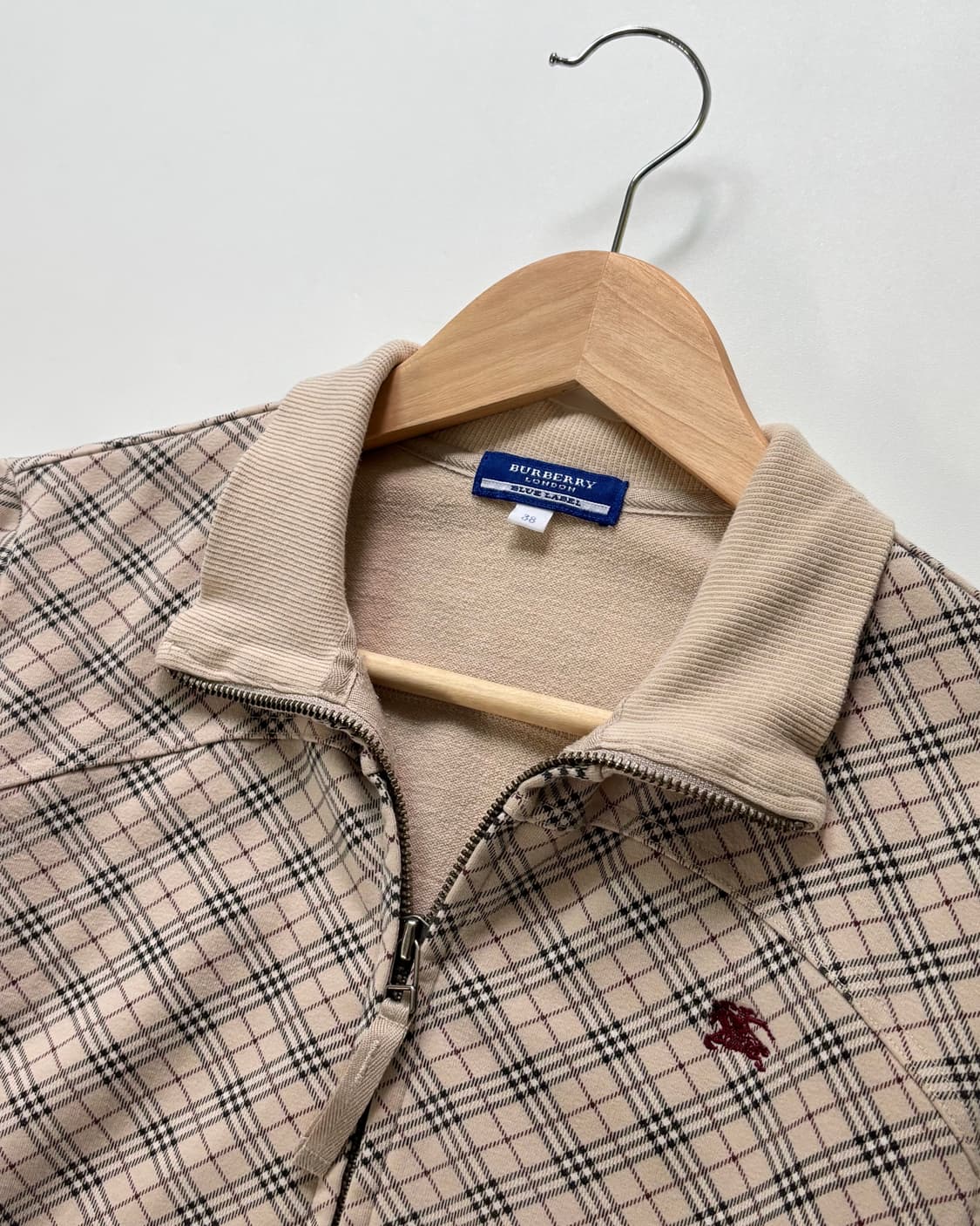 Burberry 버버리 블루라벨 기마로고 노바체크 코튼 집업 상품이미지1
