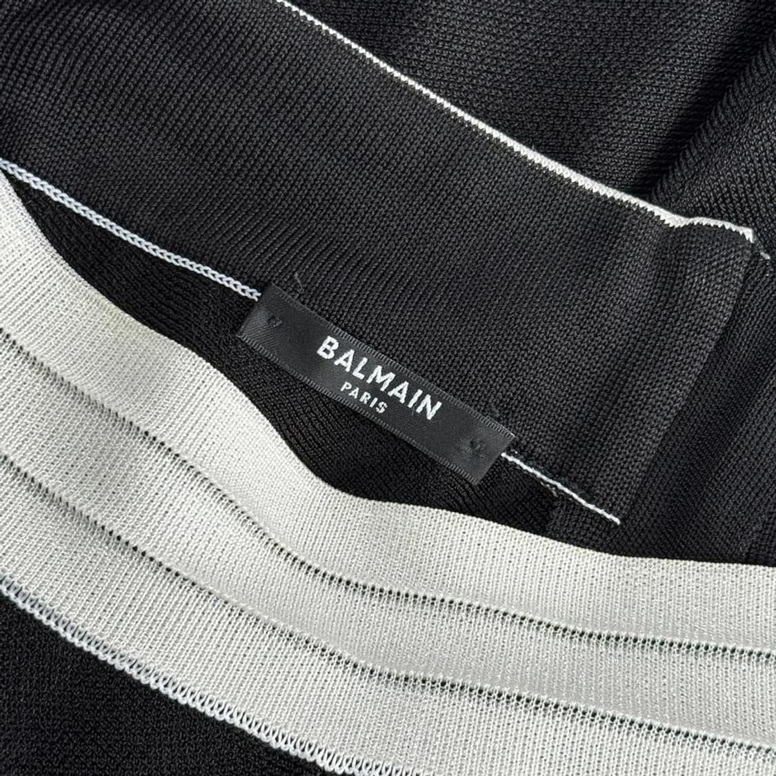 발망 BALMAIN 메탈 로고 버튼 쇼츠 상품이미지4