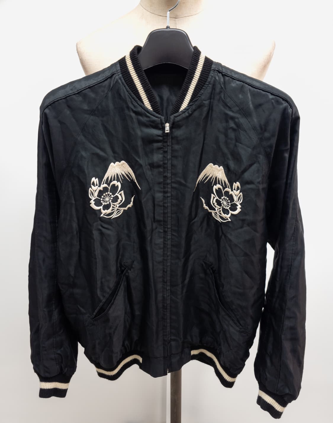 테일러토요 BlacktigerXjapanmap 리버시블 스카쟌 L 상품이미지1