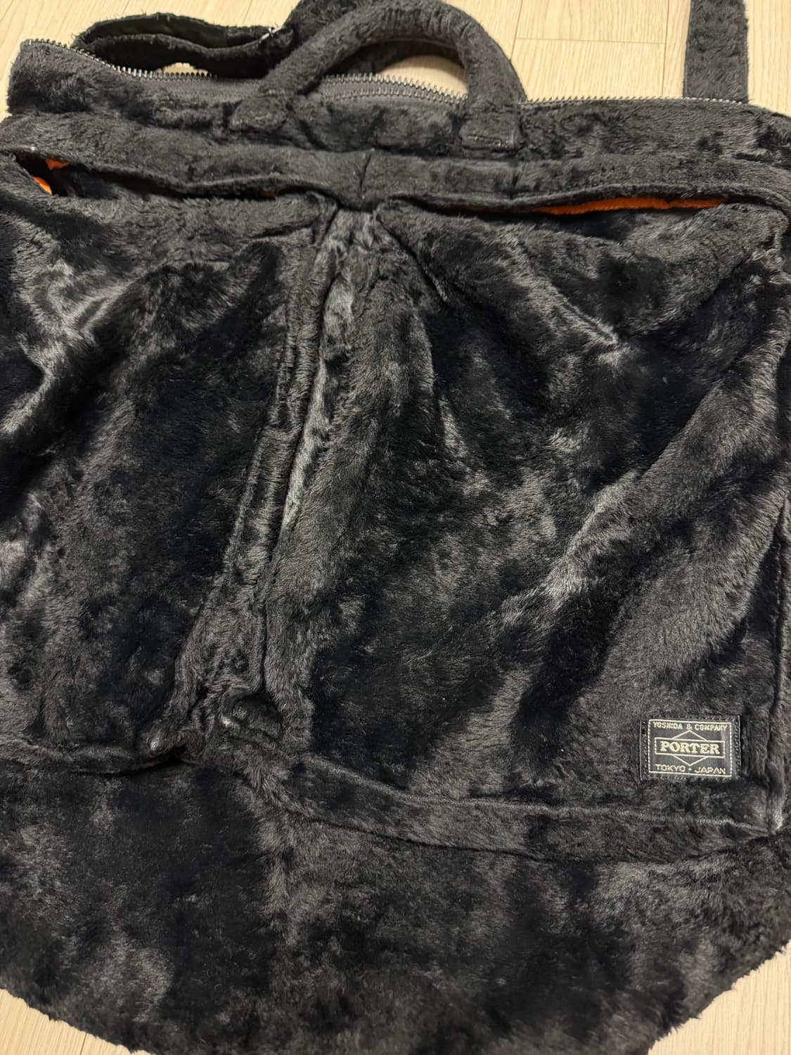 포터 네이버후드 콜라보 퍼 탱커 헬멧백 상품이미지4