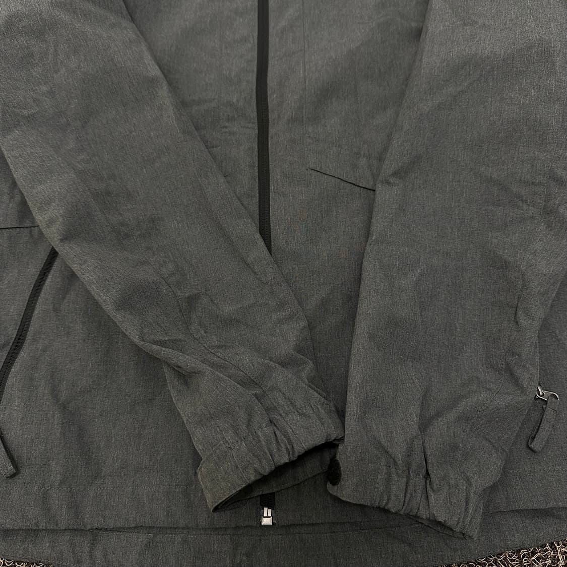 NEPA 네파 바람막이 자켓 차콜 95(M) 상품이미지4