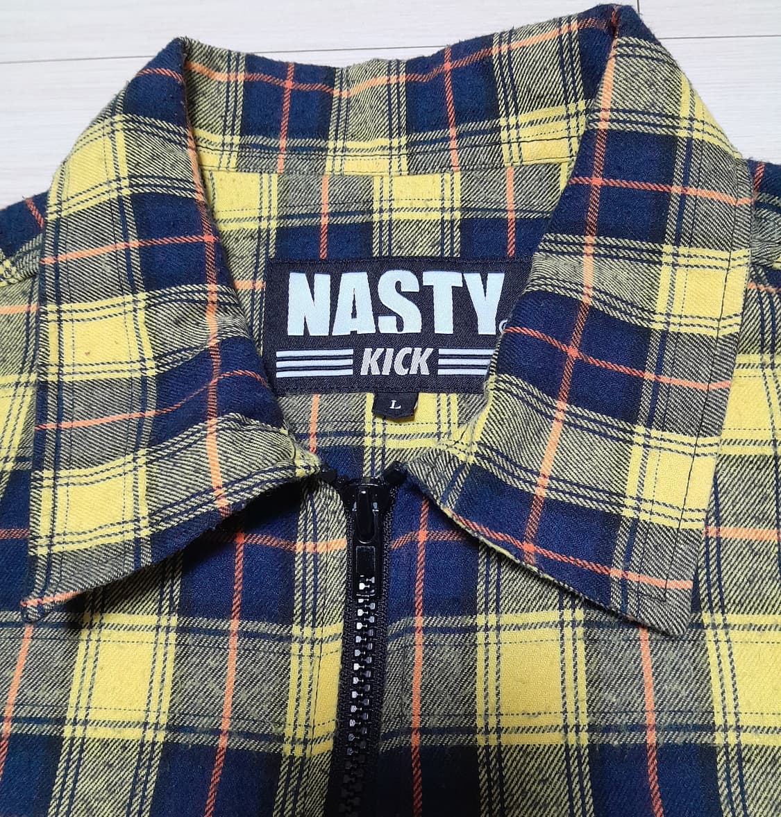💥네스트킥 하프집업 체크 셔츠 (L)
 상품이미지4