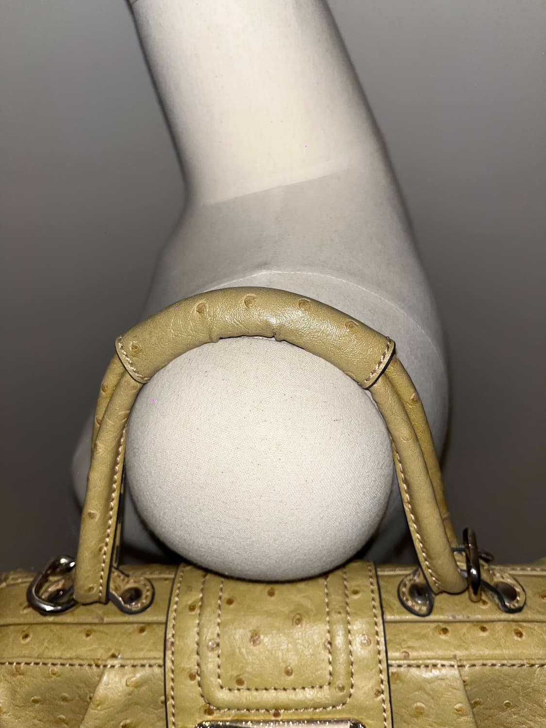 Guess yellow beige shoulder bag 상품이미지7