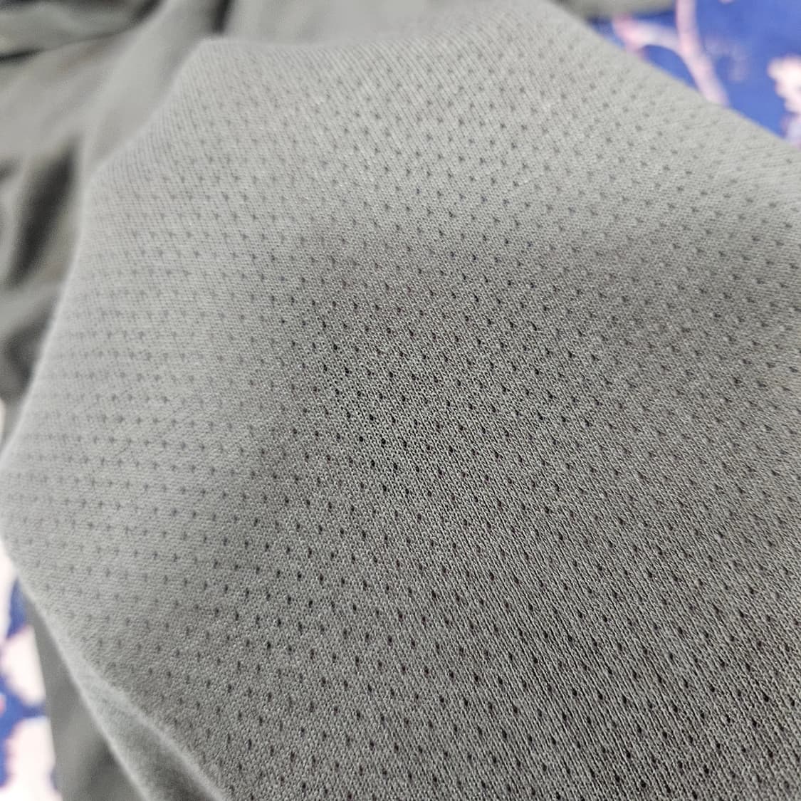  (새상품)푸마(Puma) 브이넥 스몰로고 기능성 브이넥 반팔티셔츠 상품이미지6