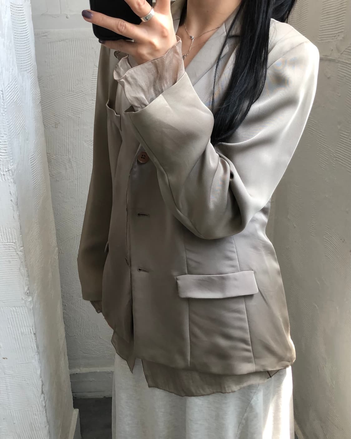 Armani 아르마니 베이지 컬러 프릴 디테일 블레이저 상품이미지2