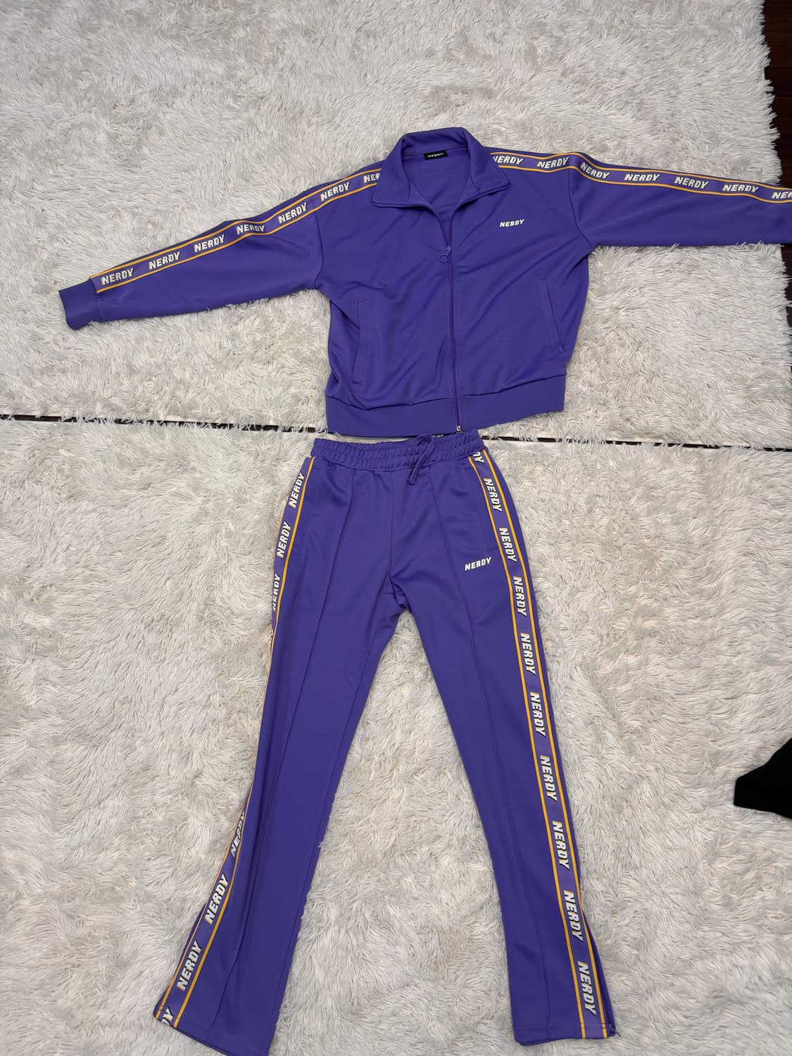 널디 퍼플 셋업 싸게팔아요 상품이미지1