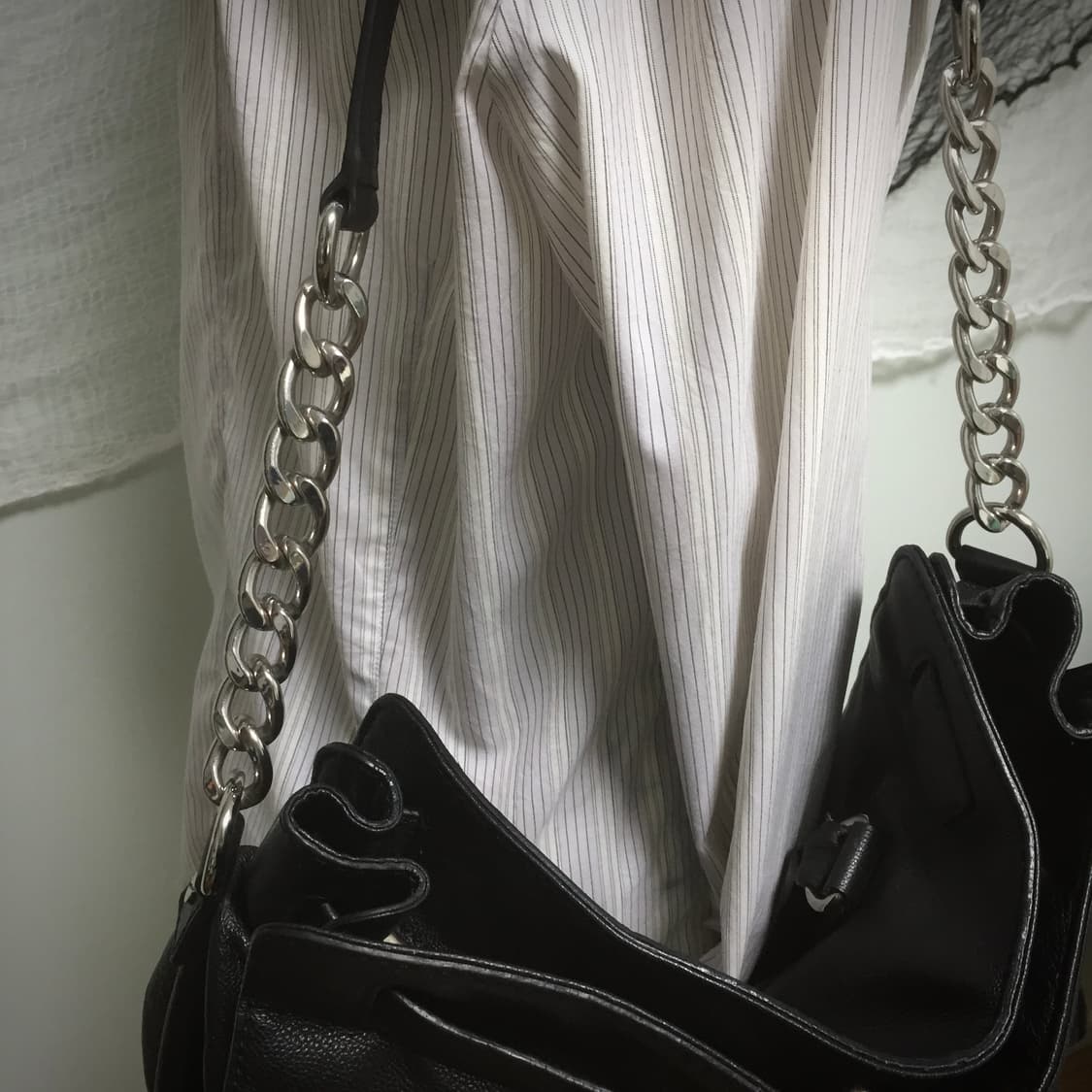Michael Kors mk sliver leather chain bag 상품이미지5