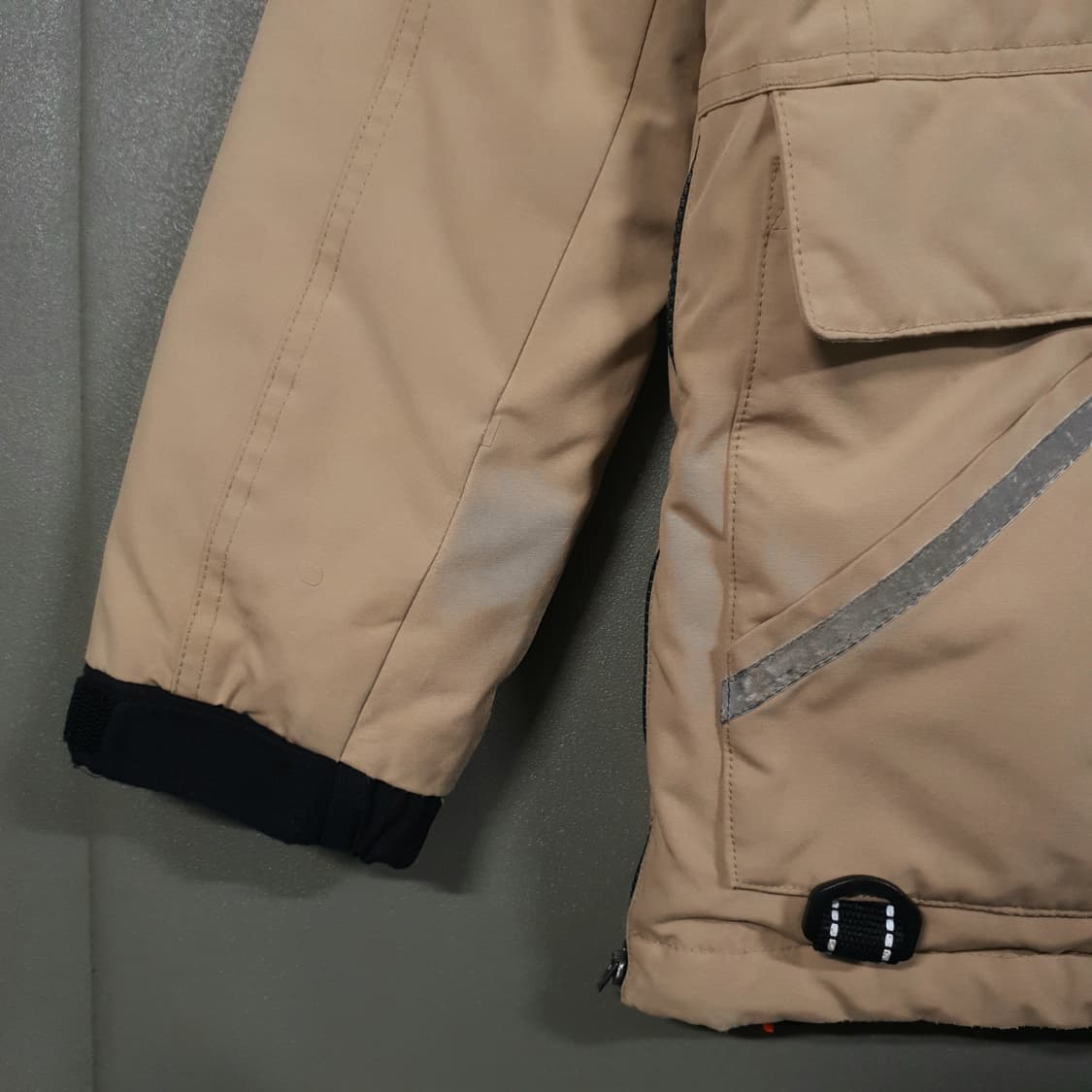 여성 M) 뉴발란스 패트롤 구스 다운 후드 퍼 패딩 점퍼 자켓 베이지 상품이미지5