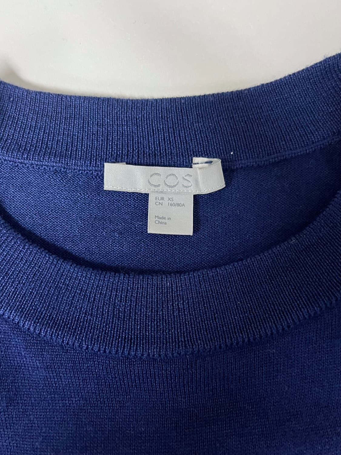 XS) 코스 COS 프릴 울 니트 블루 상품이미지4