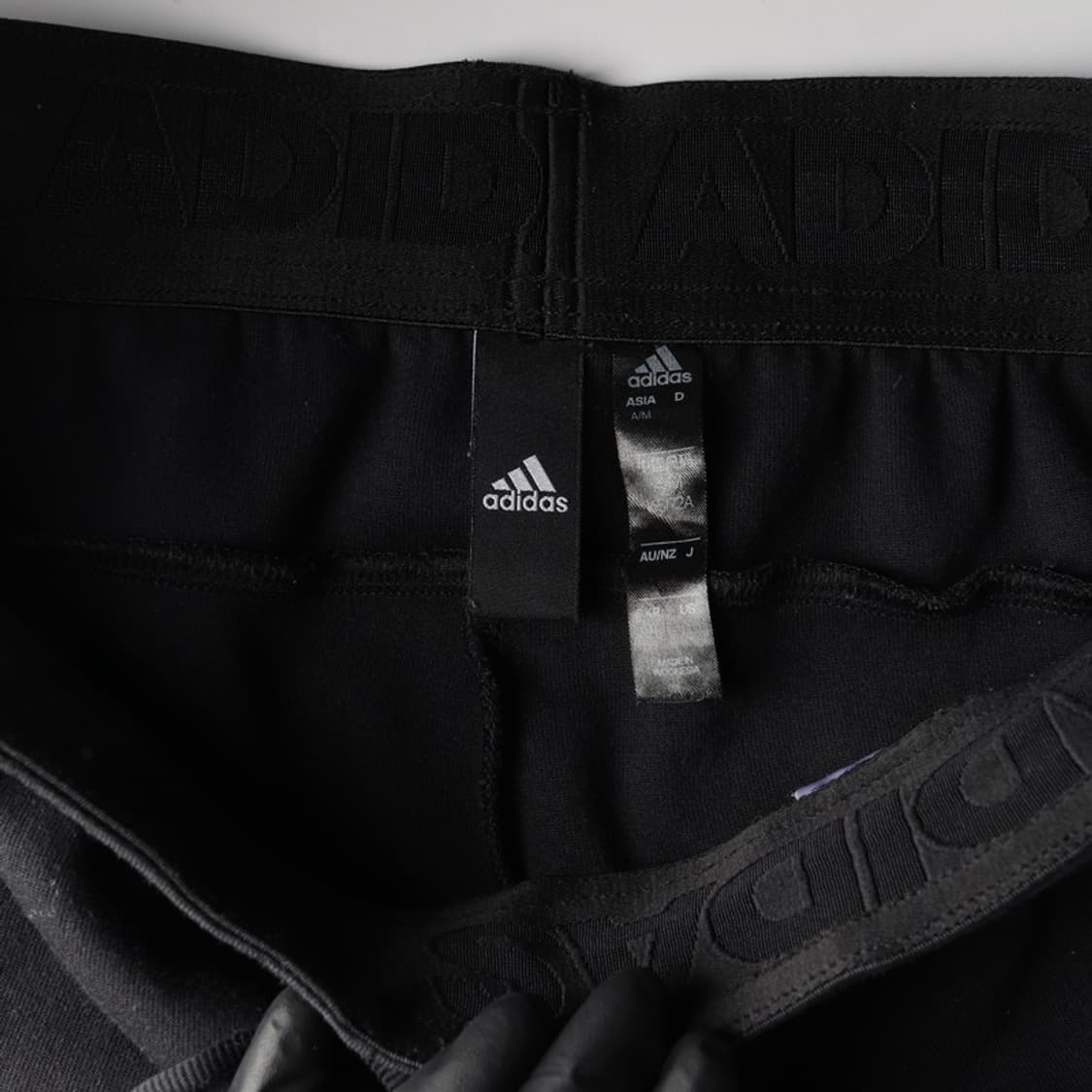 아디다스 블랙 로고 슬림 조거 팬츠 S 상품이미지6