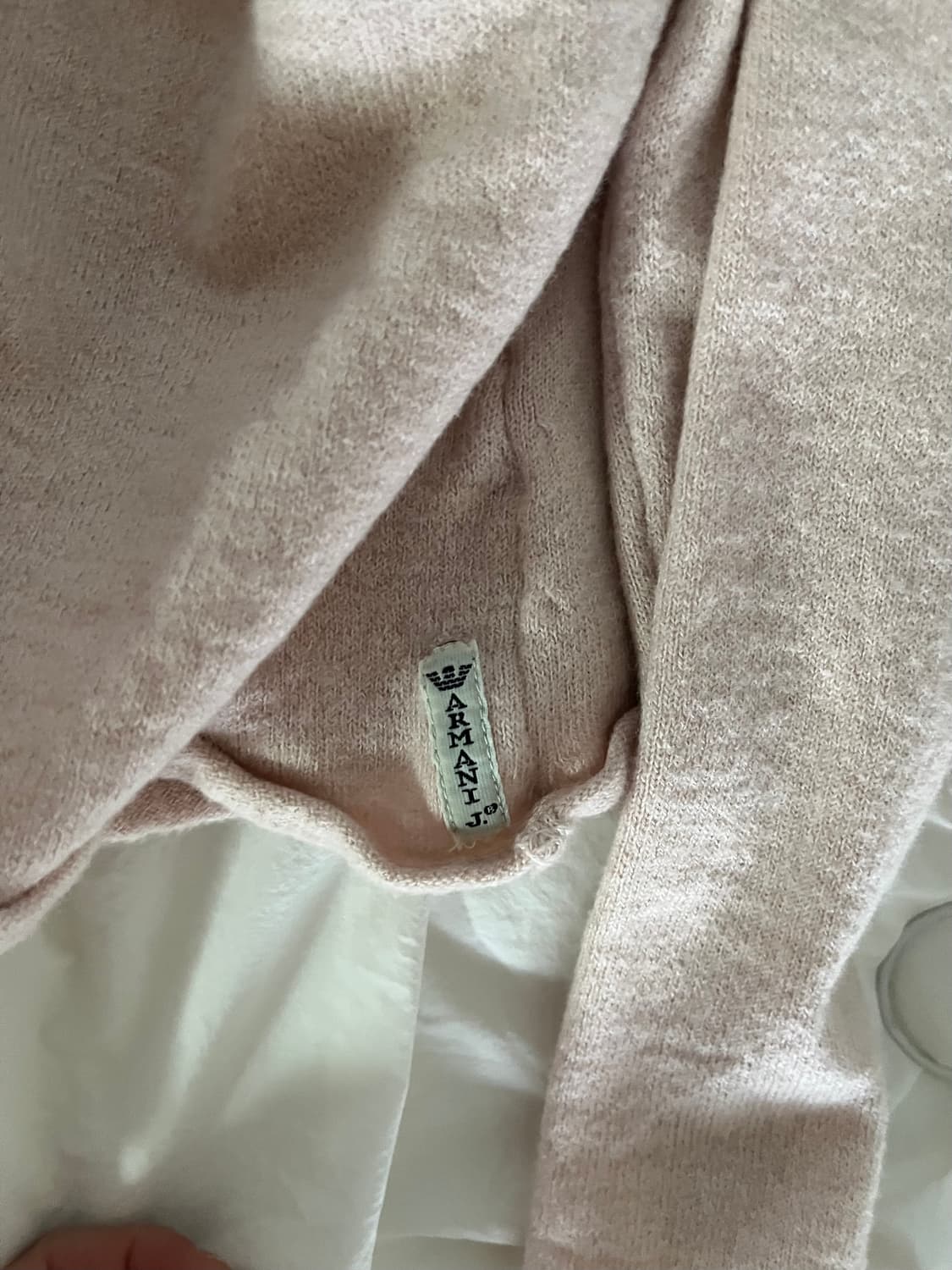 조르지오 아르마니 버클 니트 가디건  상품이미지2