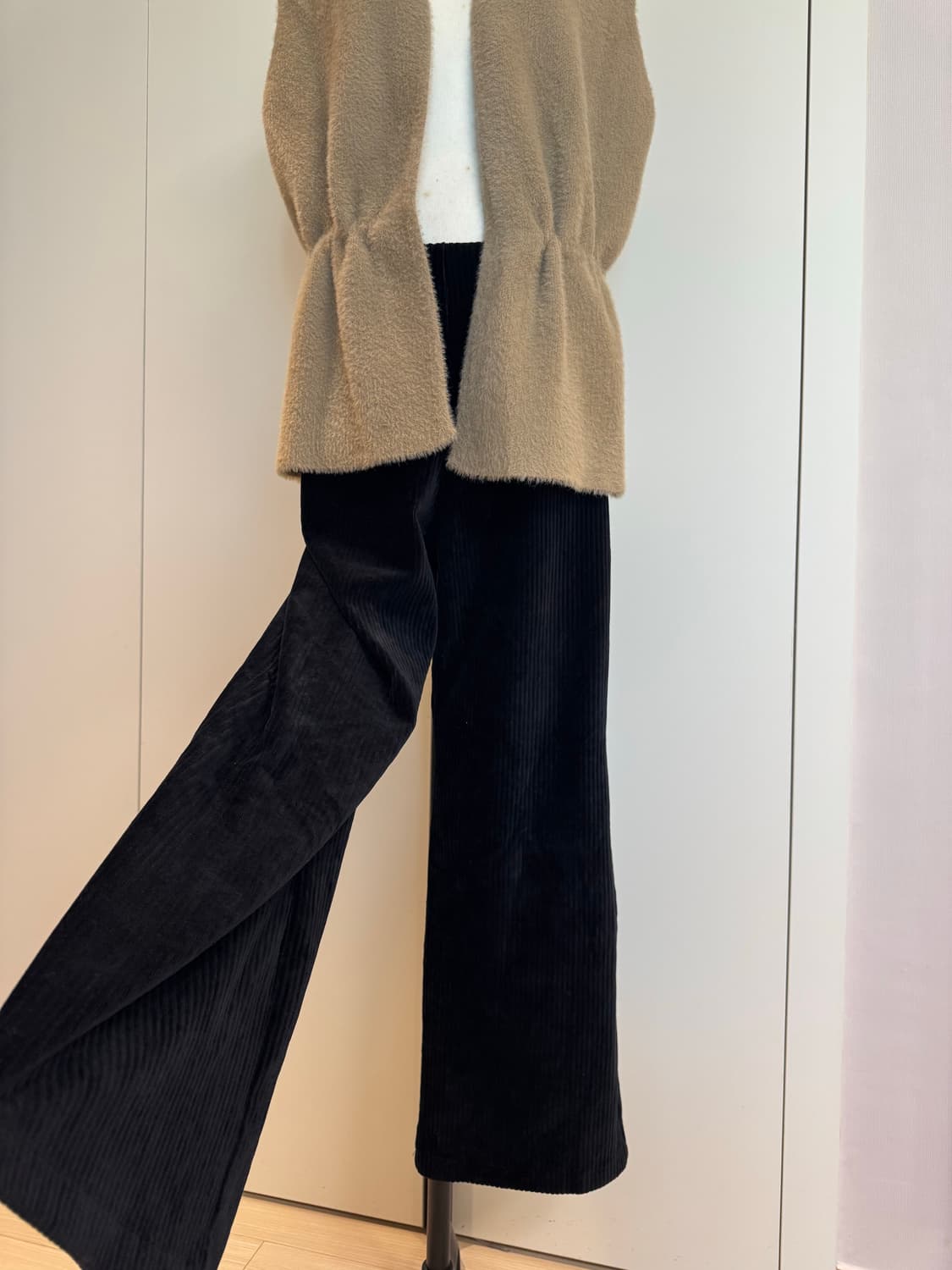 무료배송) 새옷- 라삐아프 코듀로이 세미와이드 바지 상품이미지1