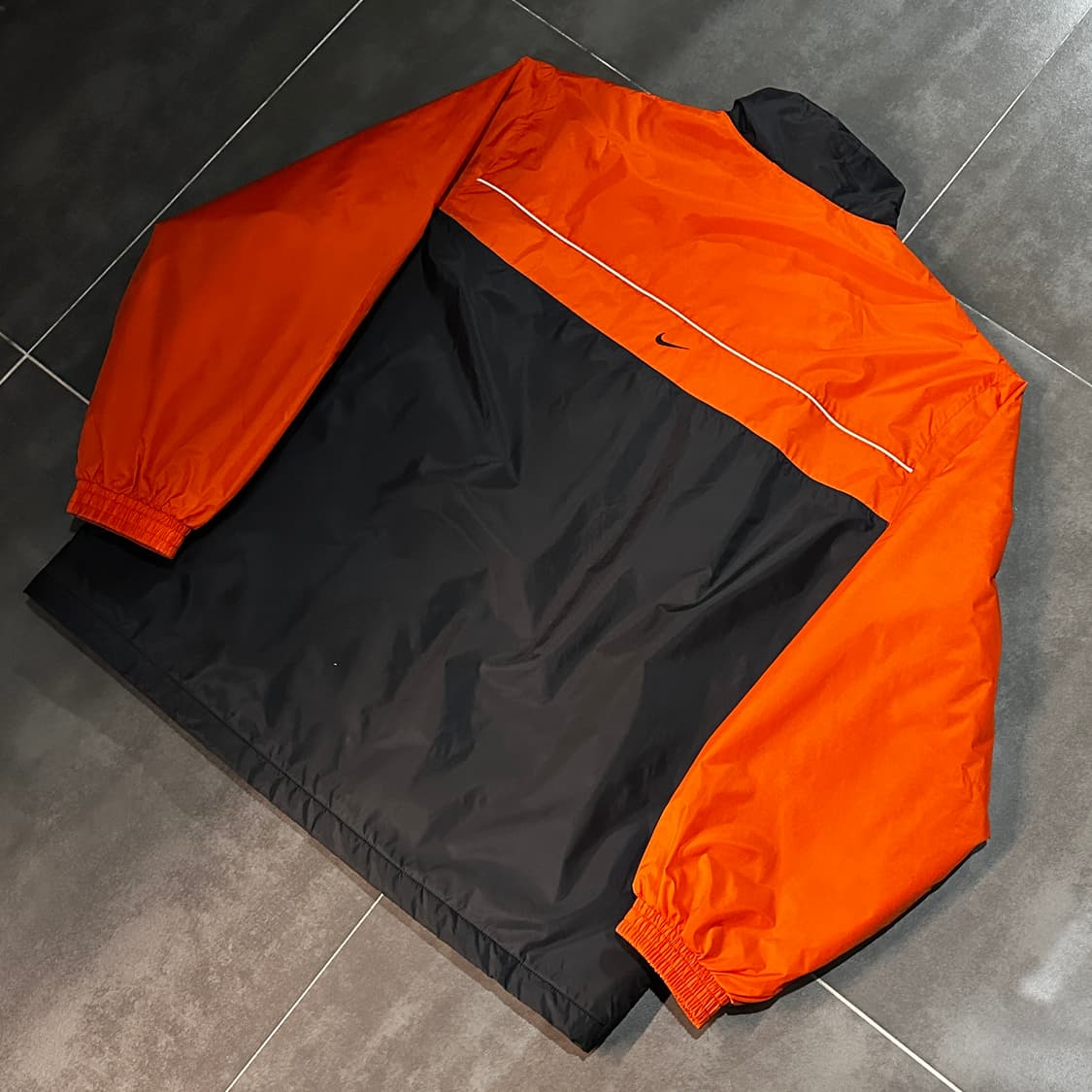 나이키 올드스쿨 바람막이 점퍼 상품이미지3