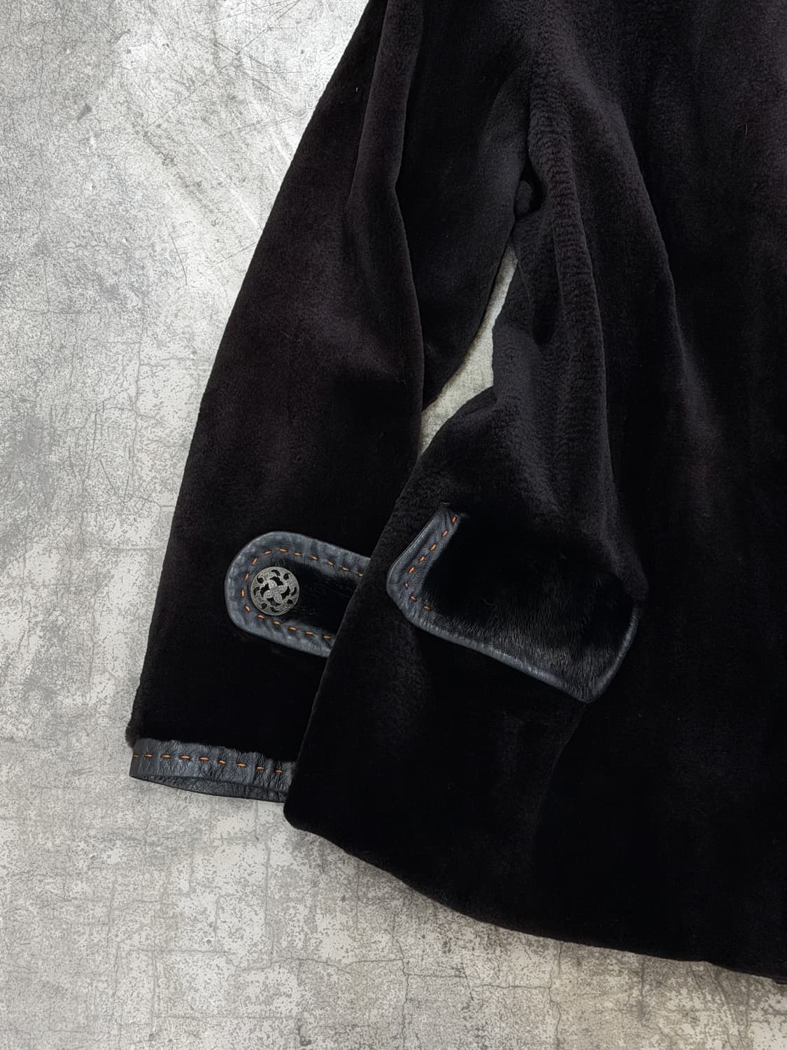 다크 브라운 쉬어드 밍크 레더 트리밍 자켓 상품이미지6