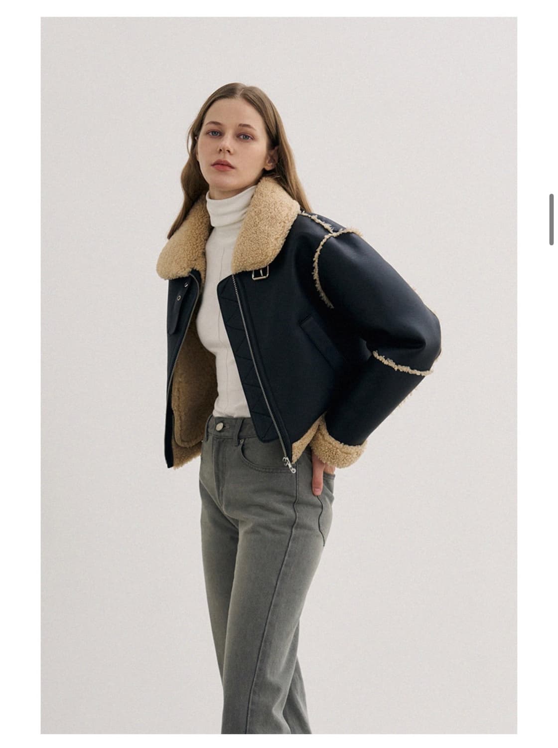 (새상품)(M) 드로우핏 우먼 시어링 크롭 무스탕 자켓 BLACK 판매 상품이미지3