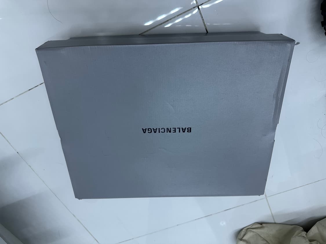 [43] (280) 발렌시아가 디펜더 블랙 상품이미지2