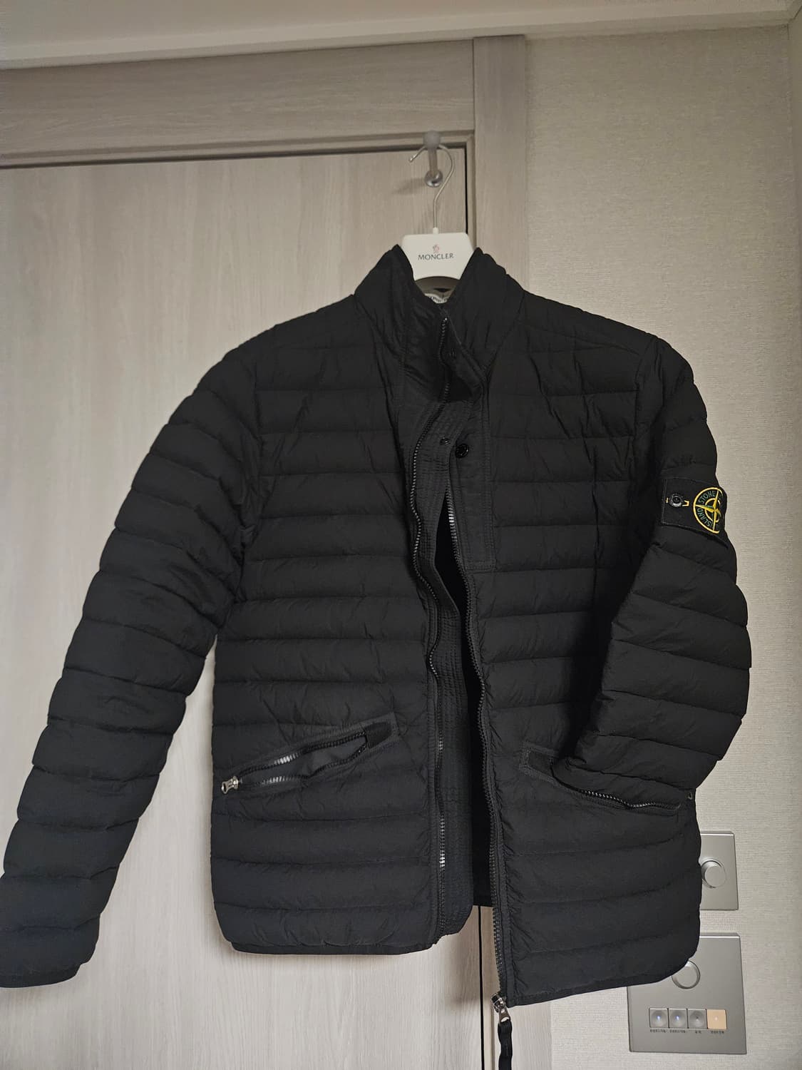 스톤아일랜드 룸 우븐 경량패딩 L 상품이미지1