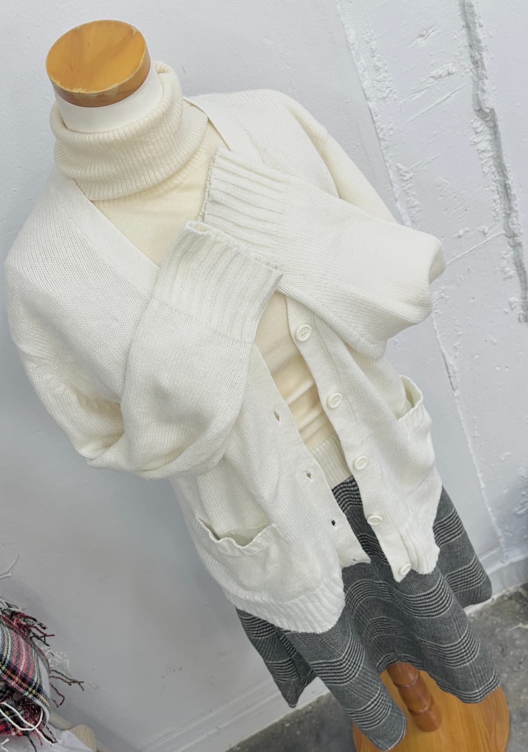 ❄️사와코 겨울 데이트 코디세트❄️ 가디건 체크 미디스커트 아이보리 상품이미지5