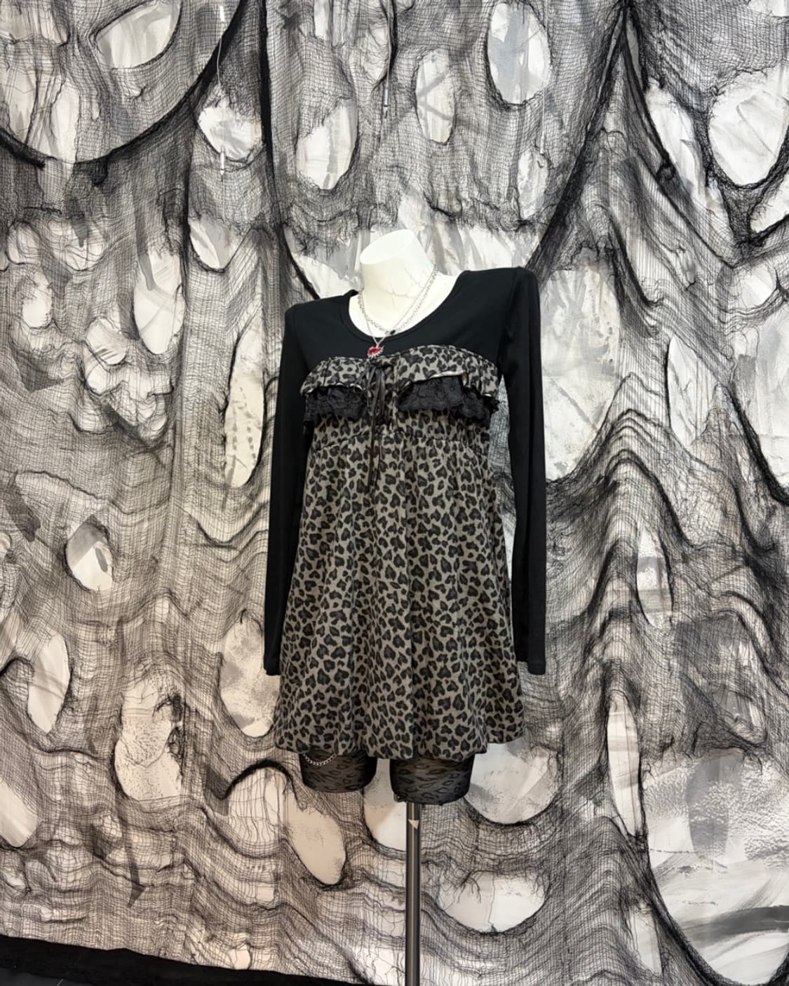 Onegyaru Leopard lace mini one piece 상품이미지1