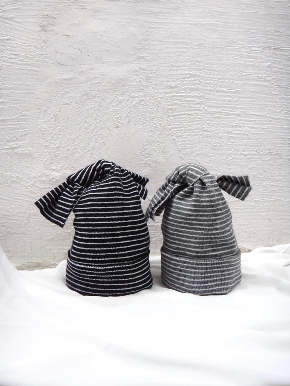 Twist rabbit yarn beanie / black & grey 상품이미지1