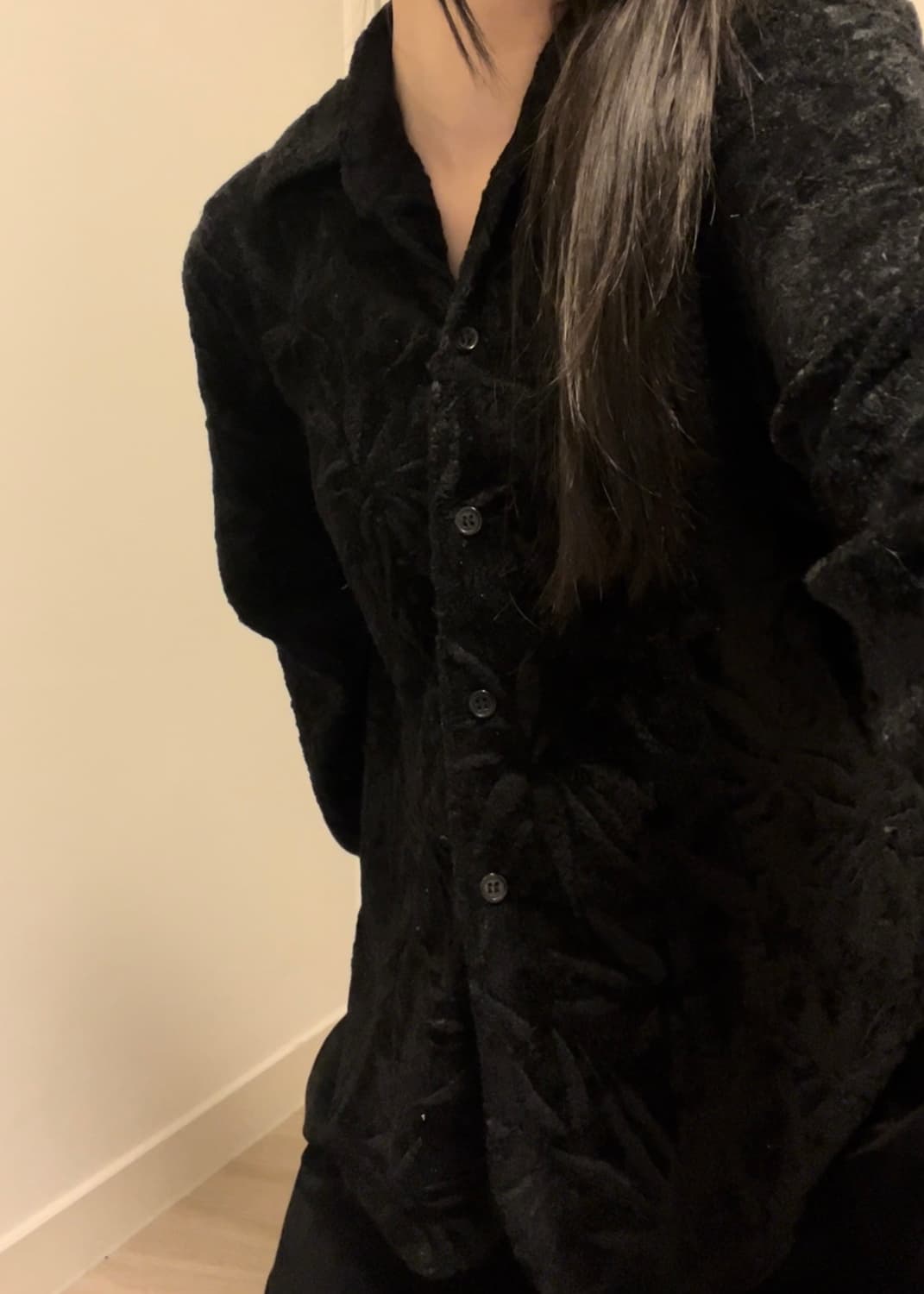 black flower pattern velvet shirts 상품이미지4
