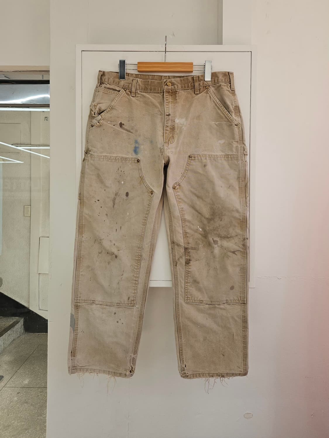 칼하트 하드페이딩 디스트레스드 더블니 워크팬츠  36X30  상품이미지1