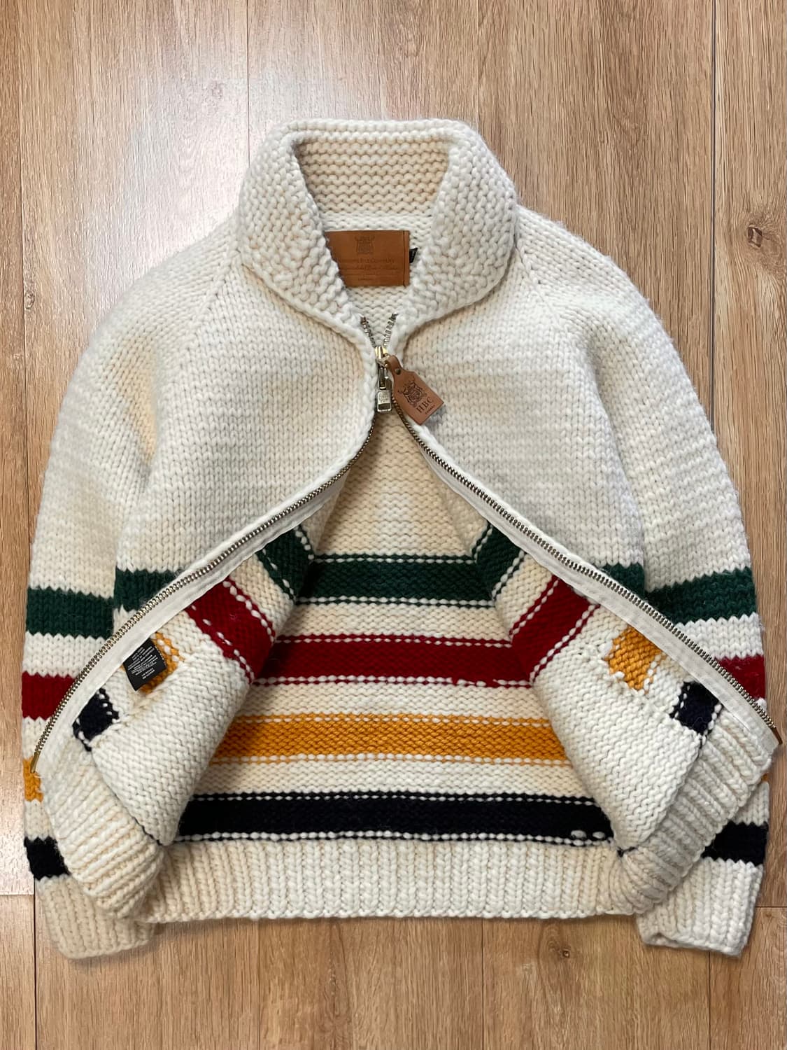 90s Made Canada 허드슨베이 빈티지 코위찬 니트 스웨터 상품이미지2