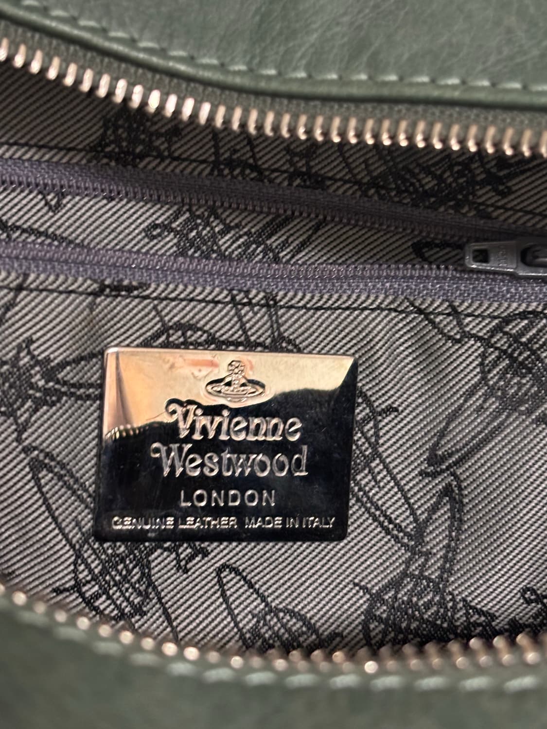 비비안 웨스트우드 orb 레터링 백 상품이미지3