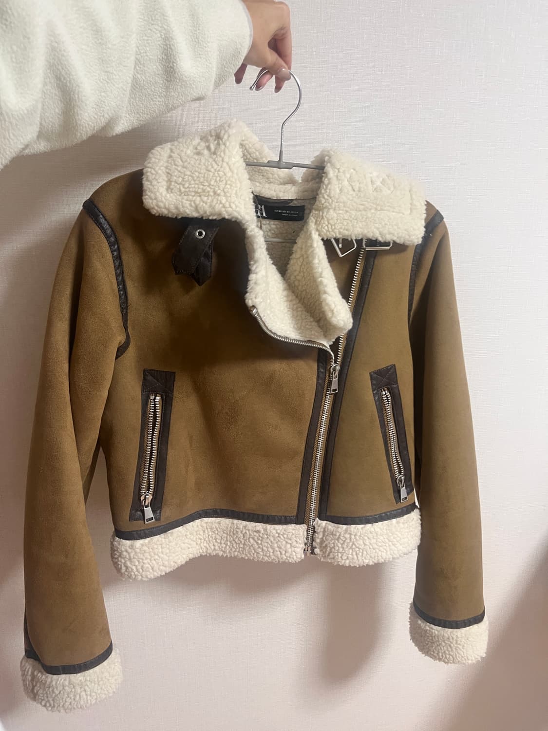 자라 zara 무스탕 상품이미지1