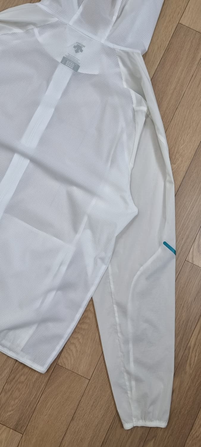 데상트 섬머러닝 경량 에어도트 바람막이 XL _ 남성 상품이미지8