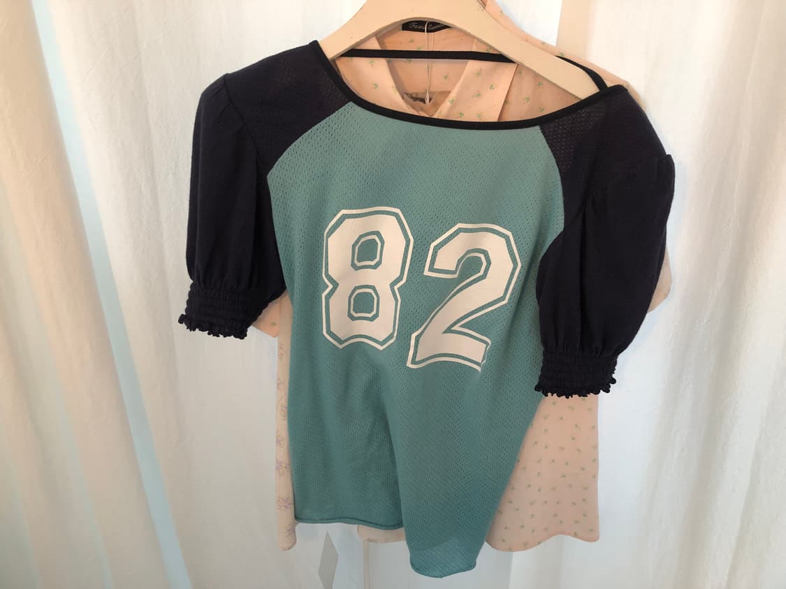 샵 페어리 pad shoulder raglan half top 상품이미지3