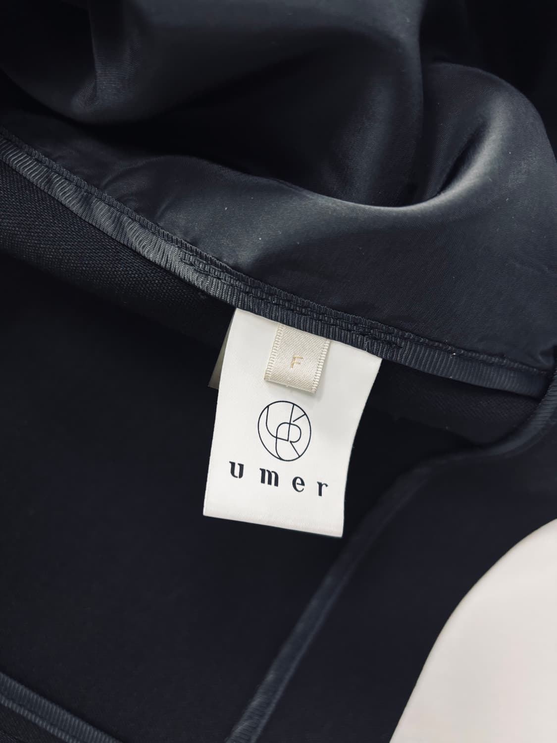 유메르(umer) 클래식 싱글 숏 반소매 자켓 상품이미지5