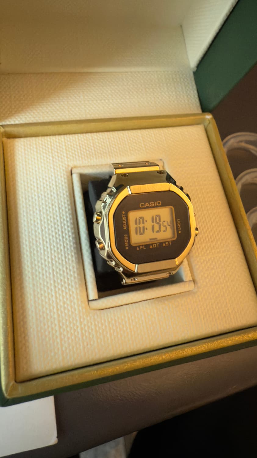 카시오 지샥 50주년 링워치 골드 12월 15일 구매 새상품 상품이미지4