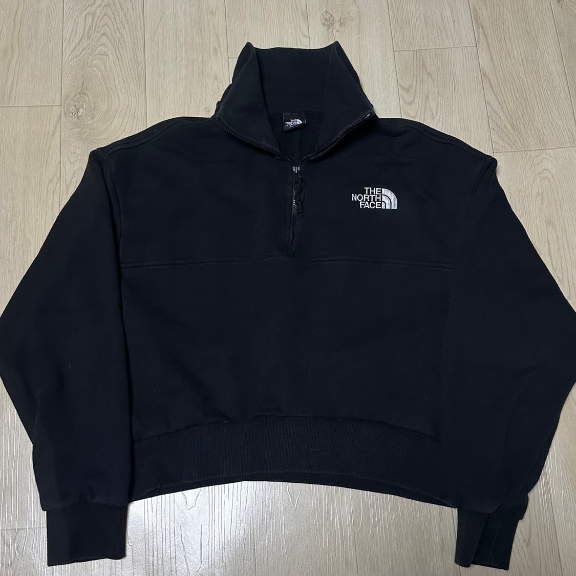 노스페이스 크롭 반집업 맨투맨 상품이미지1