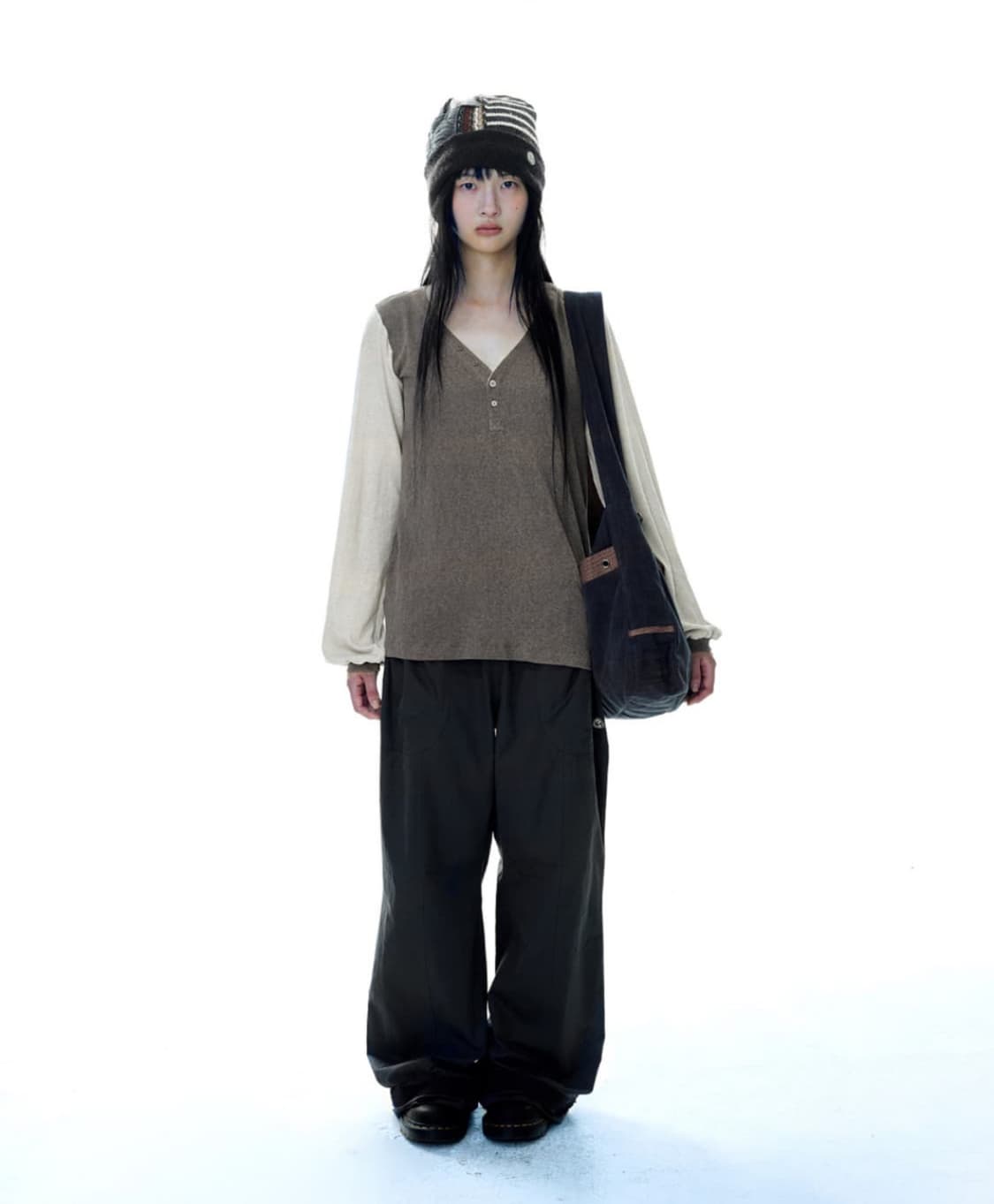 코이세이오 스너그 버튼 롱슬리브 브라운 상품이미지2