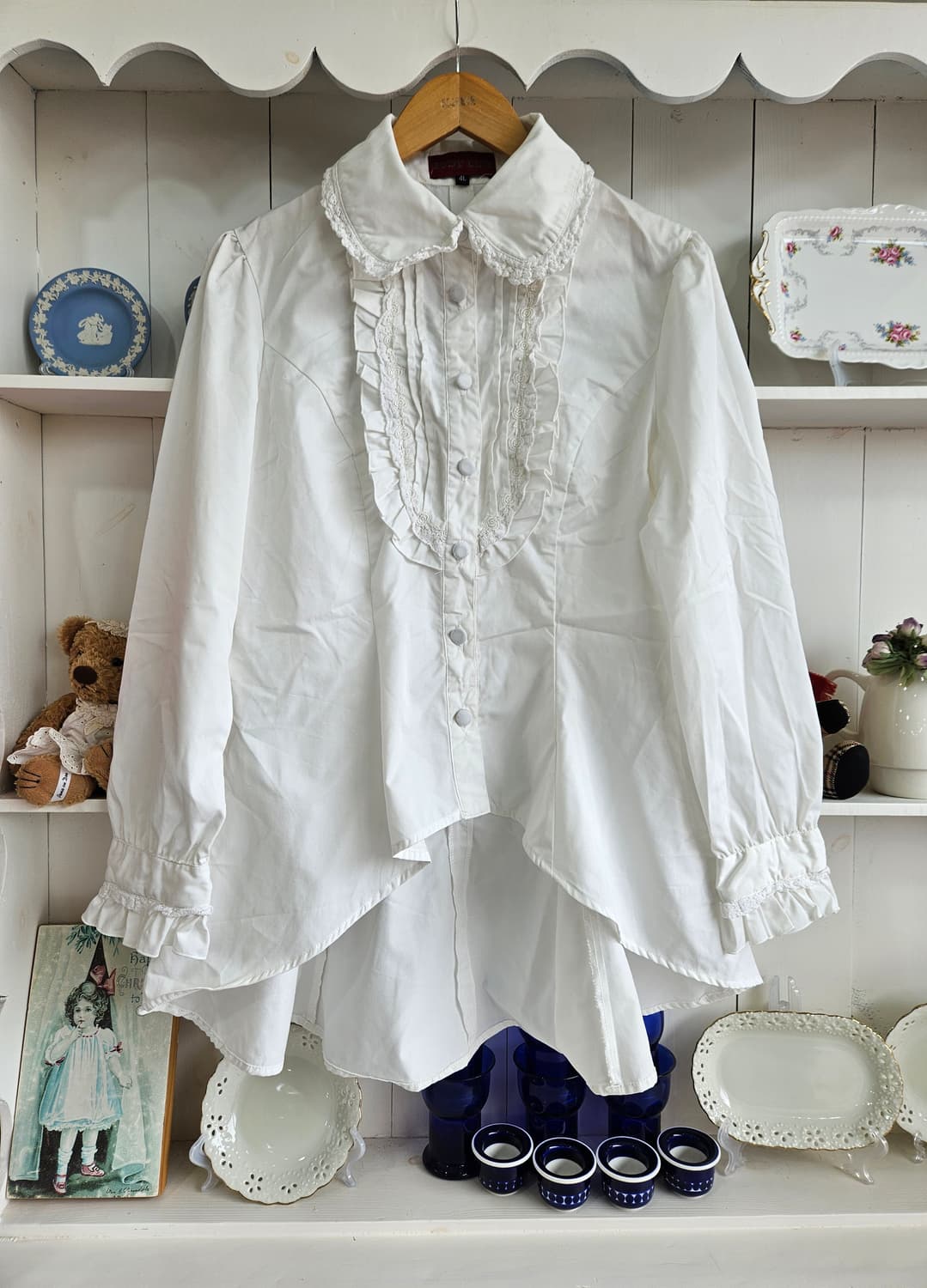레이스 셔링 블라우스 화이트 프릴 카라 상품이미지1