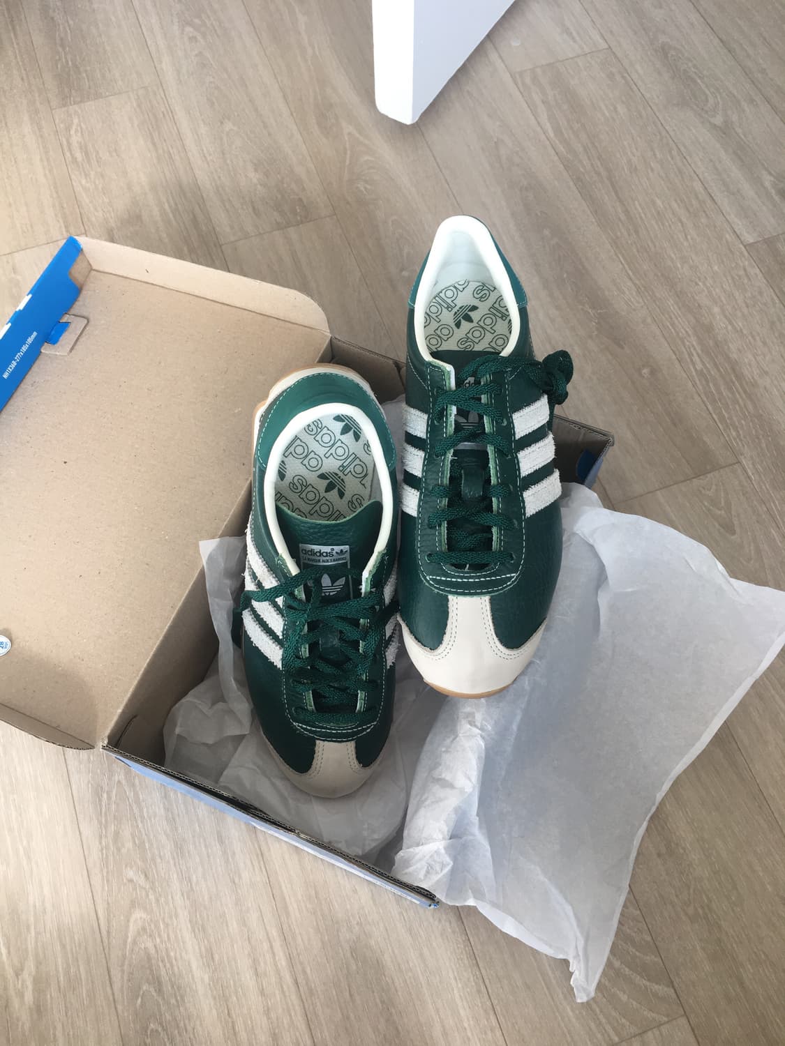 아디다스 컨트리 OG 스니커즈 , 그린 오프화이트 상품이미지3