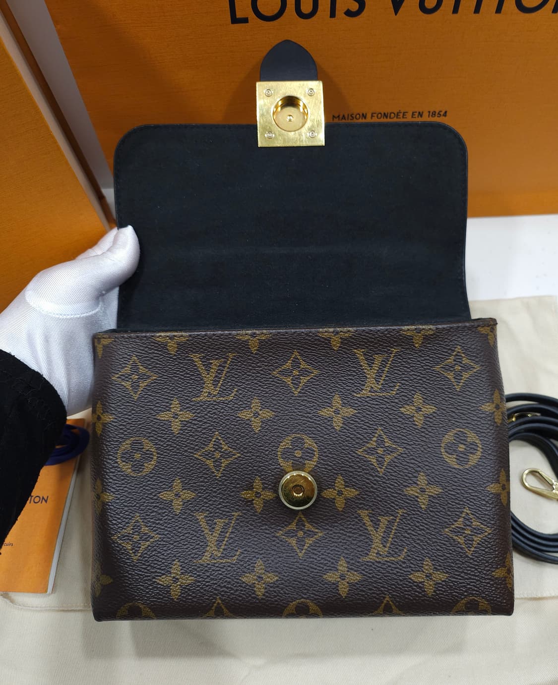 [정품] LV루이비통 록키BB | 정품감정완료 상품이미지4