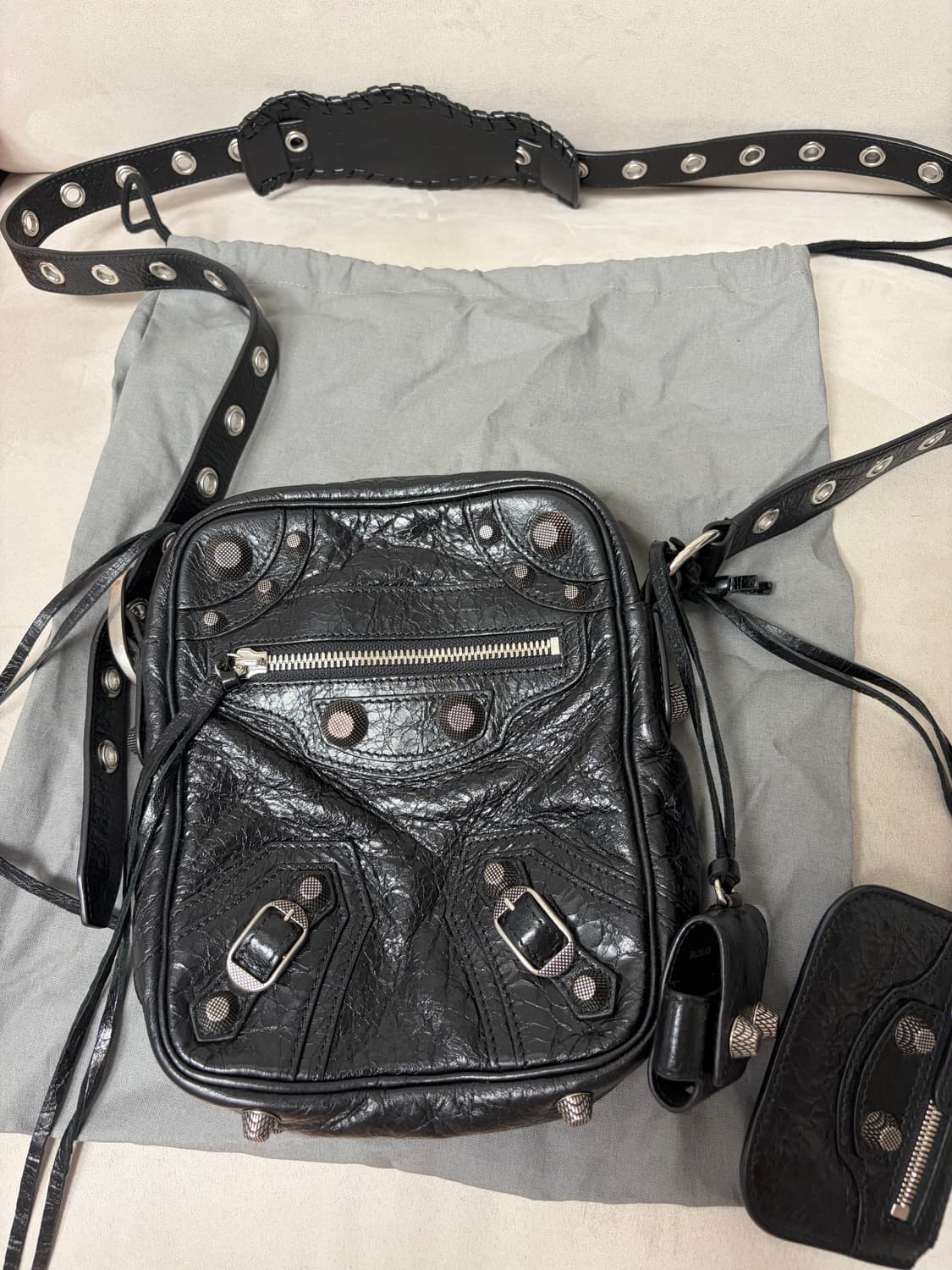 발렌시아가 르카골 크로스바디백 상품이미지1